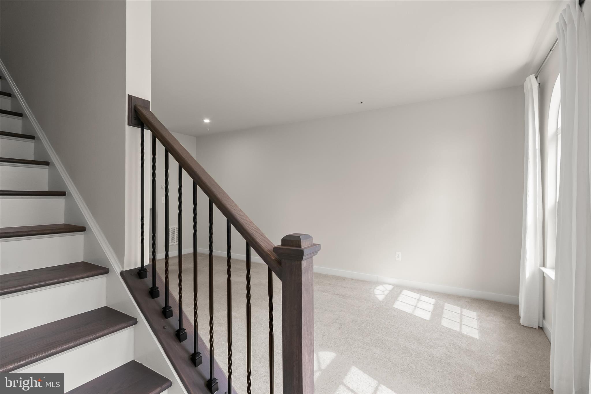 AVONDALE - Residential