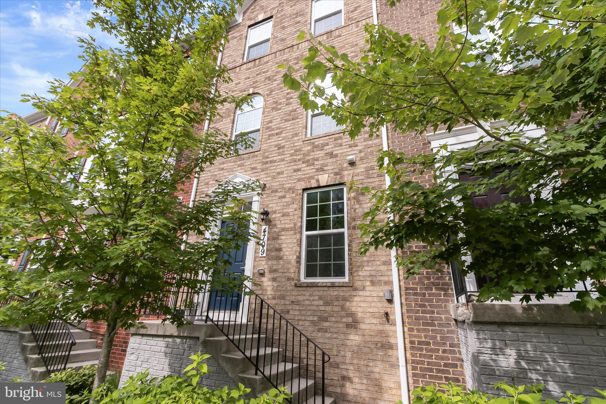 AVONDALE - Residential