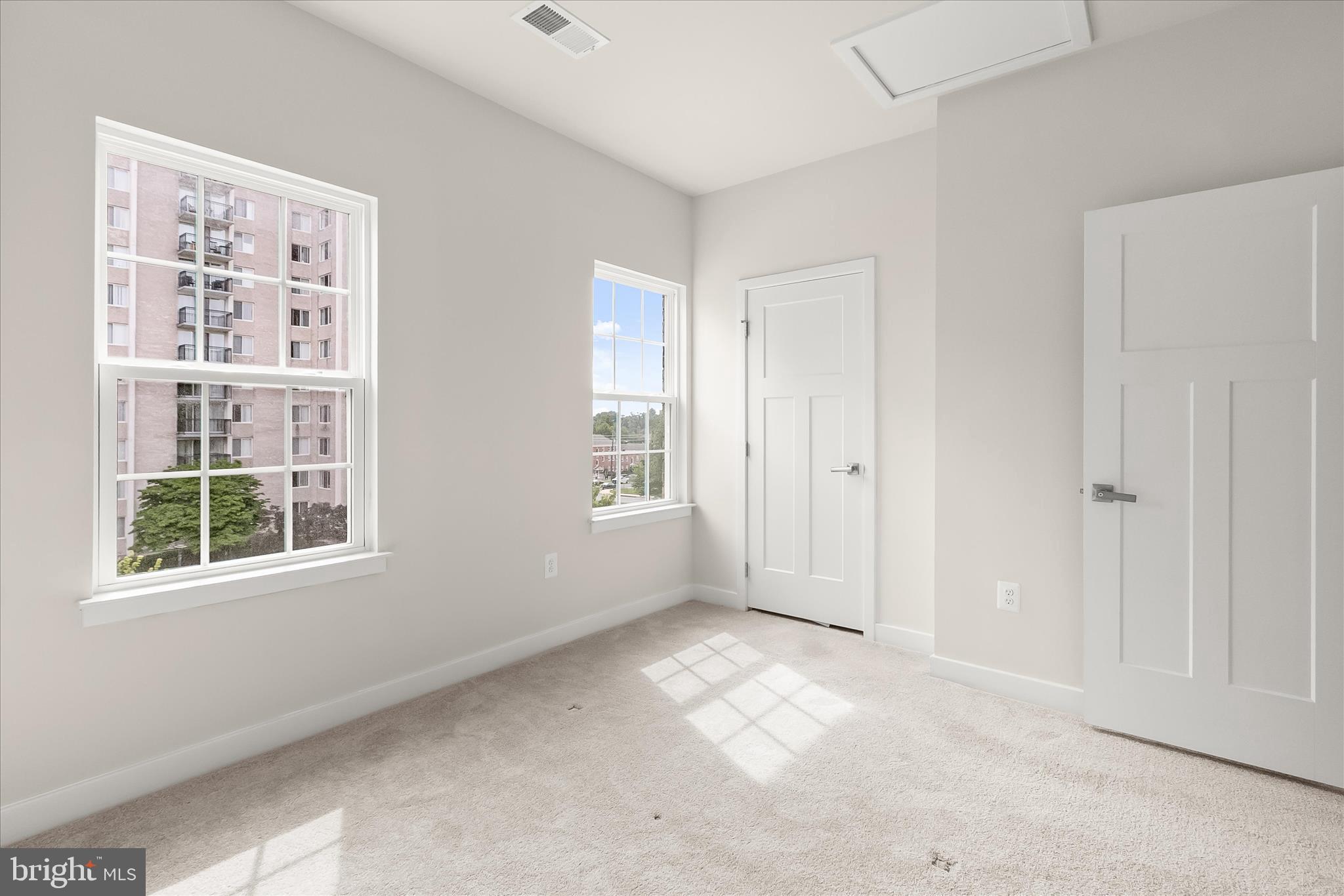 AVONDALE - Residential