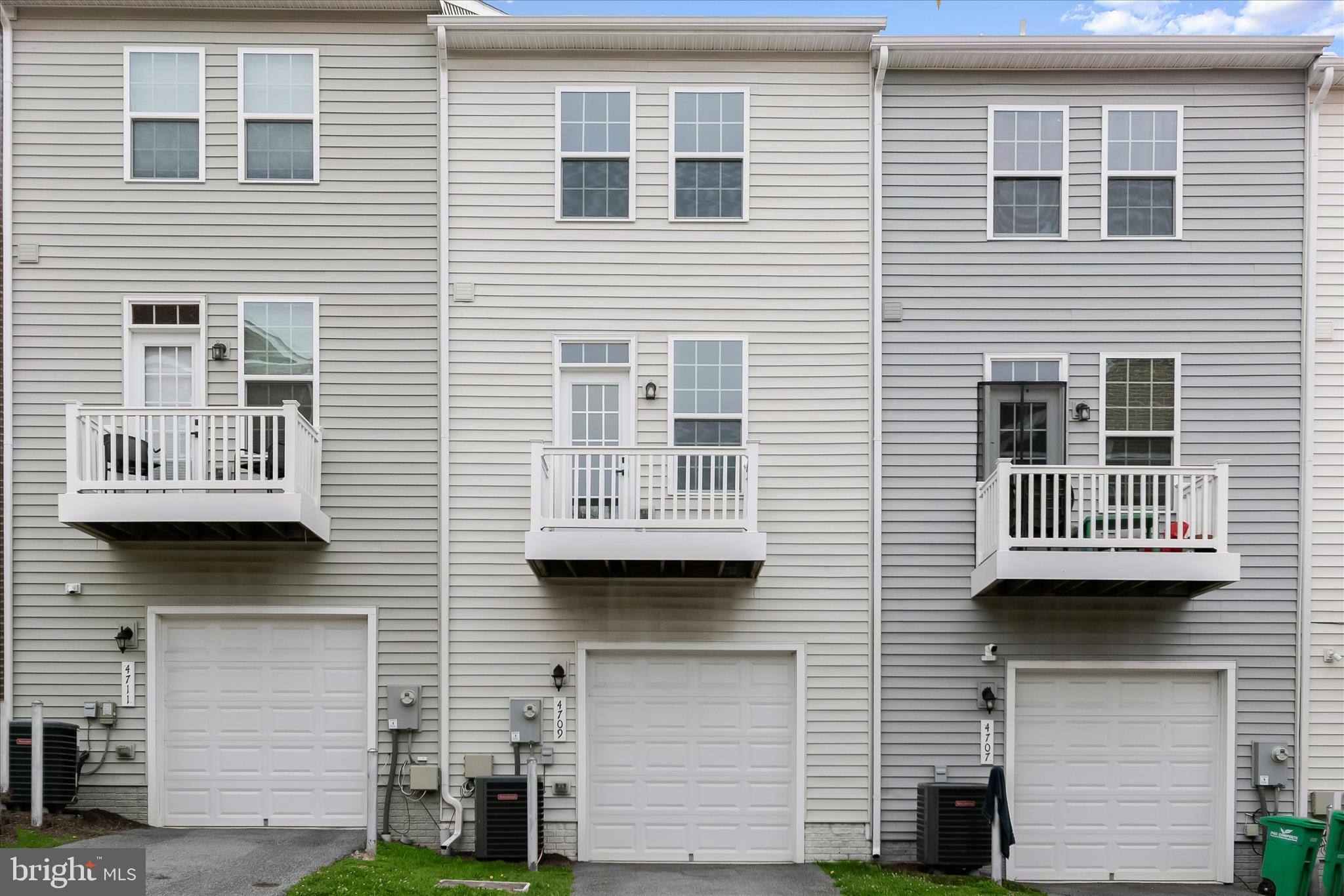 AVONDALE - Residential