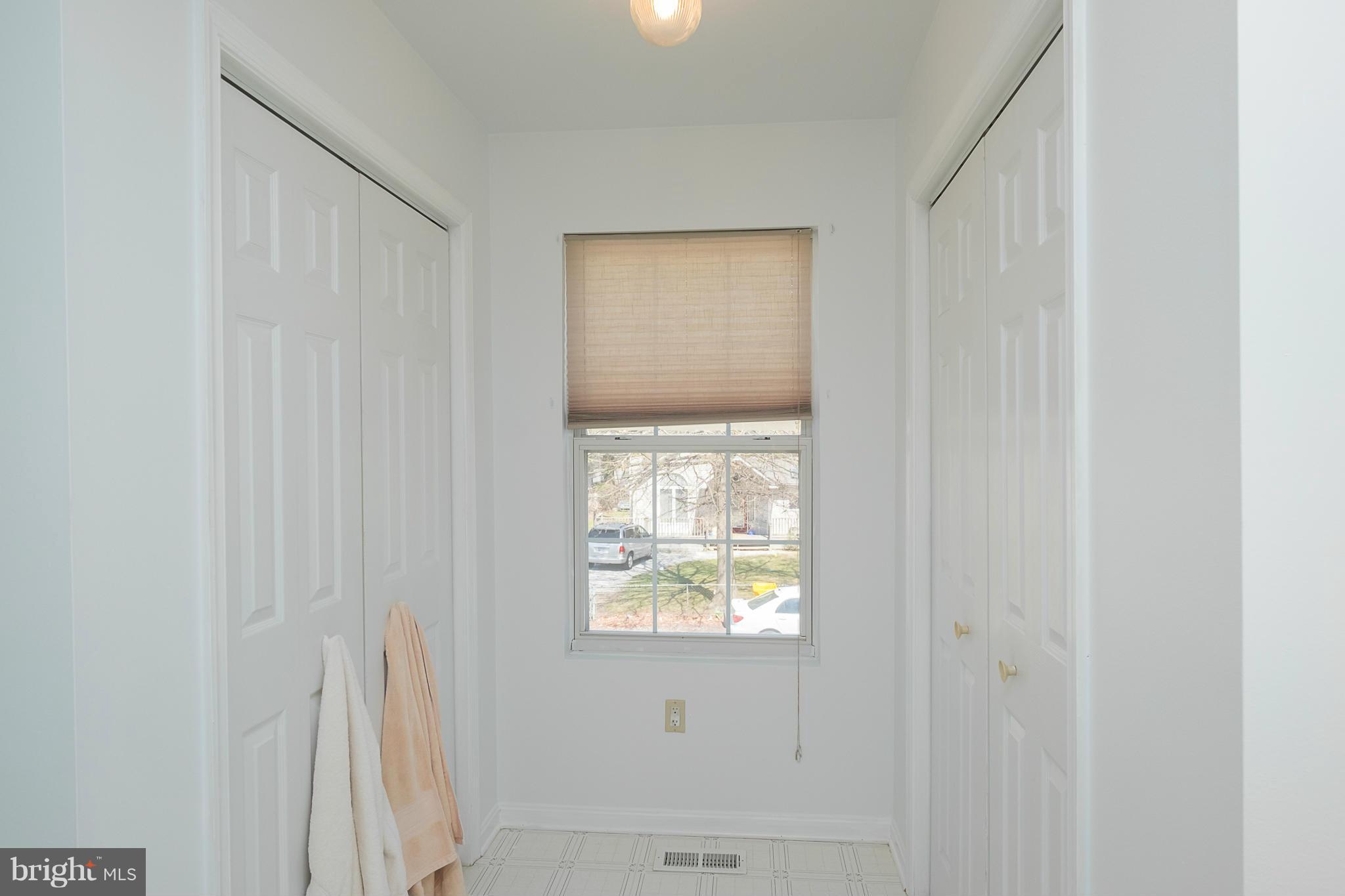 BEVERLEY BEACH - Residential Lease
