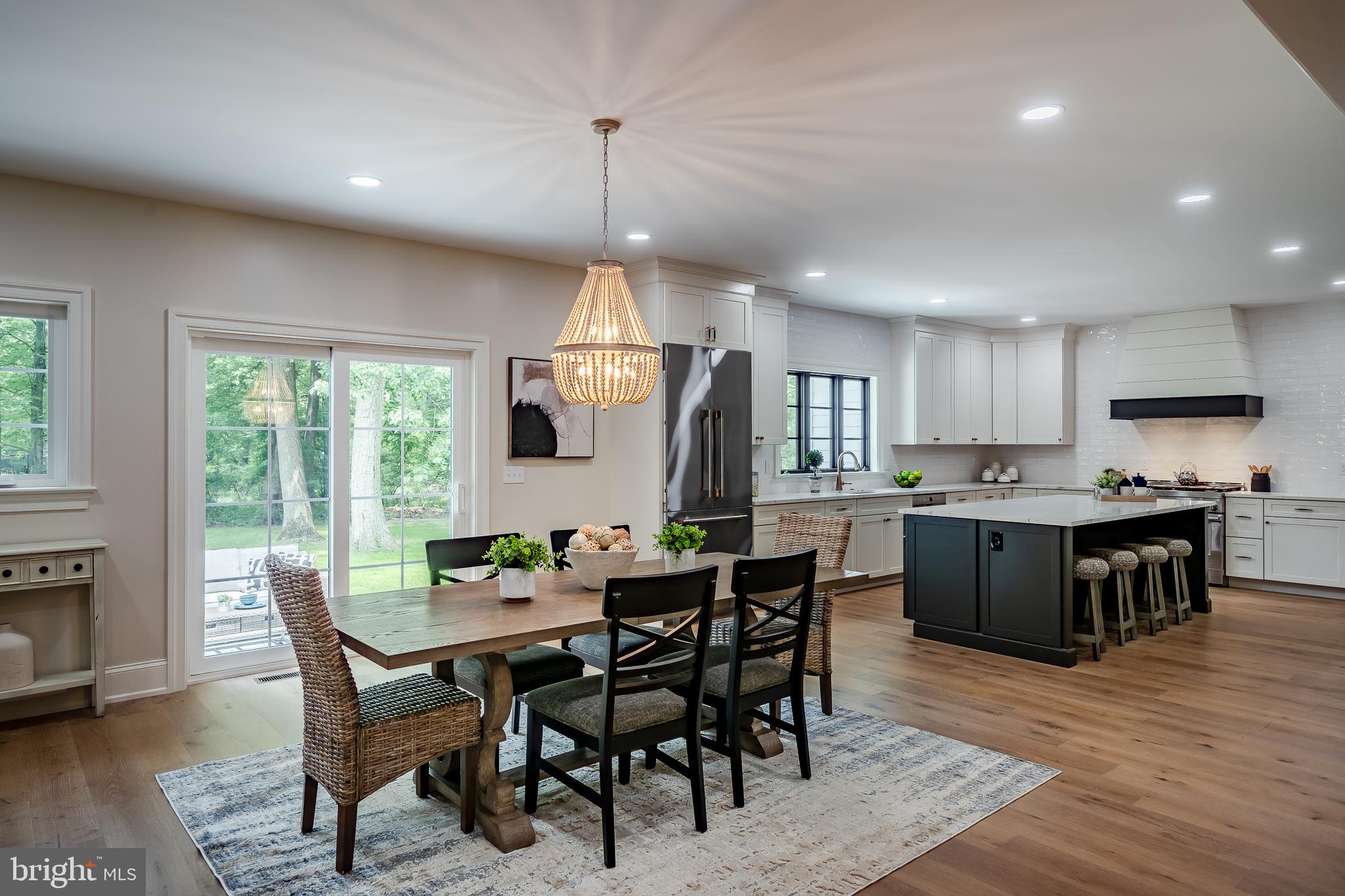 RADNOR HUNT - Residential