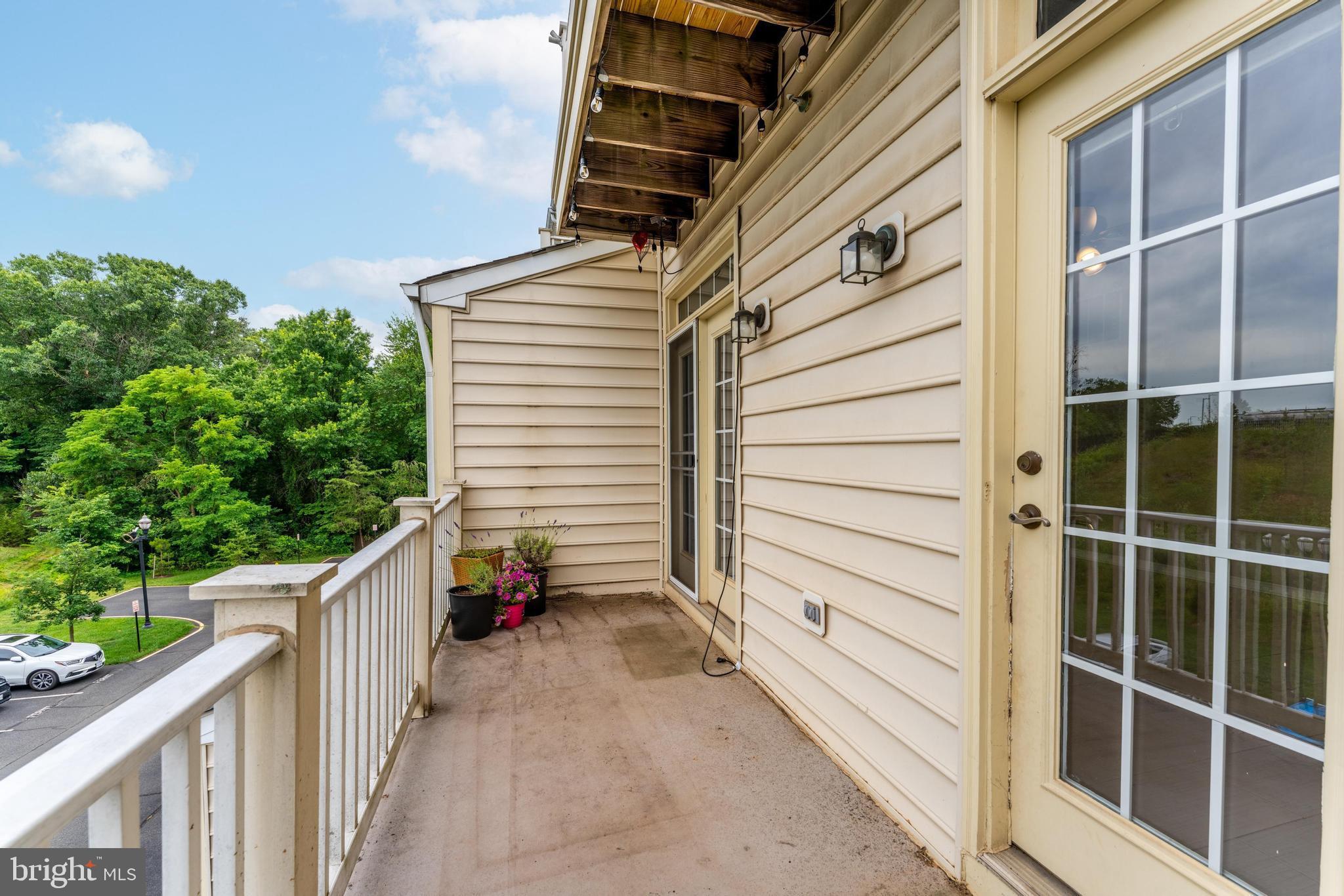 THE TOWNES AT VILLAGE PLACE - Residential