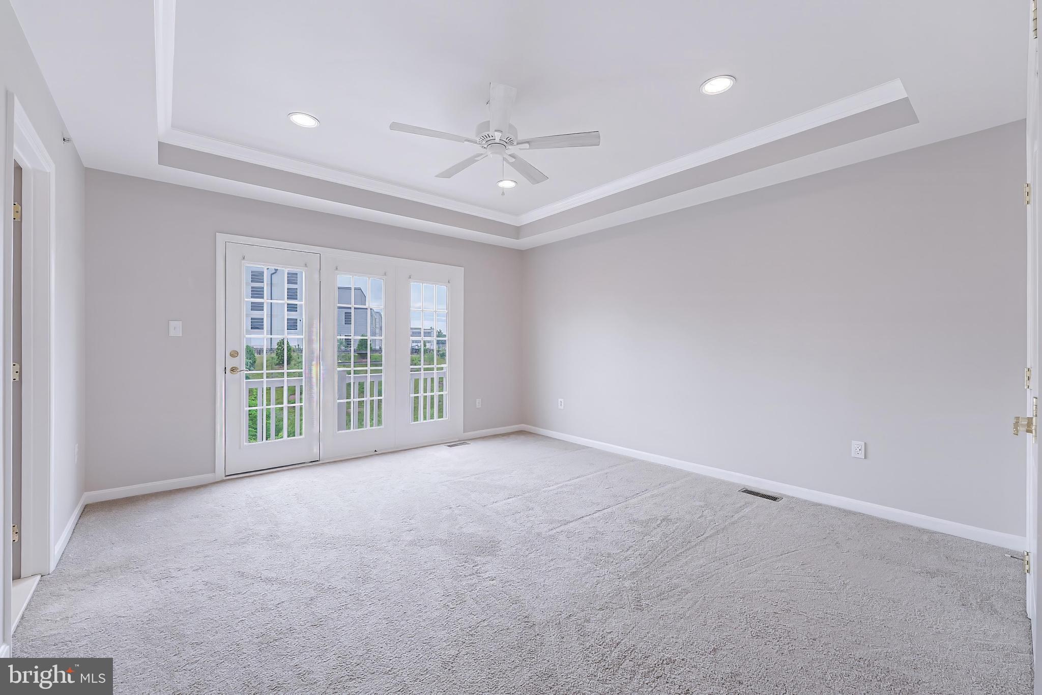 THE TOWNES AT VILLAGE PLACE - Residential
