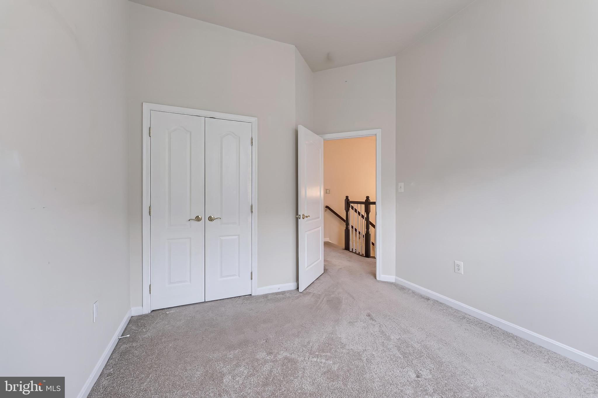 THE TOWNES AT VILLAGE PLACE - Residential