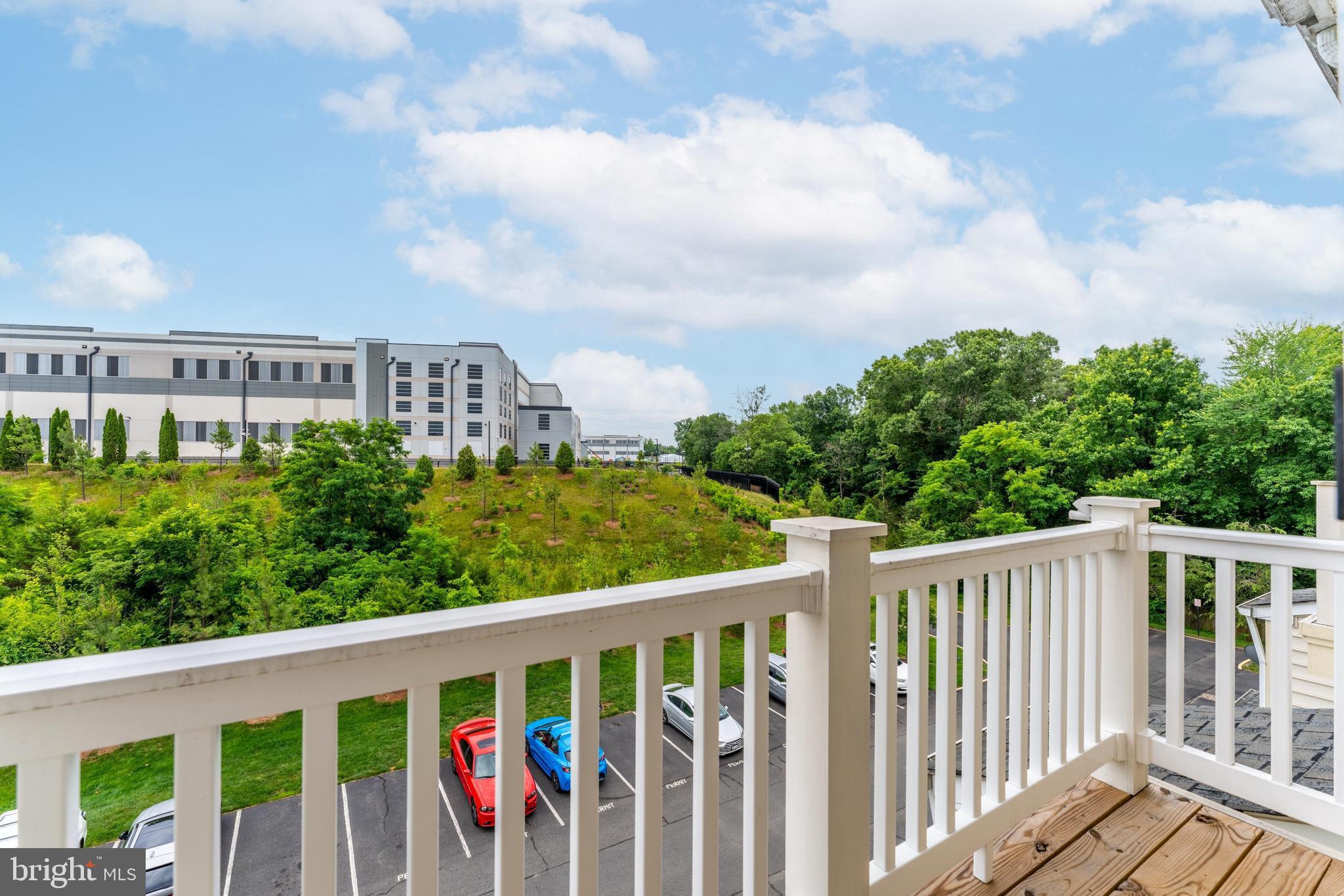 THE TOWNES AT VILLAGE PLACE - Residential