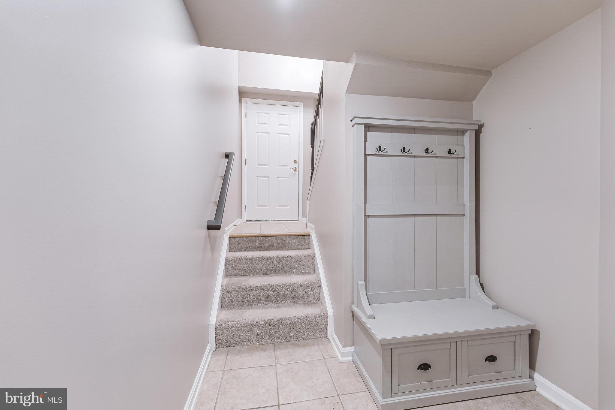 THE TOWNES AT VILLAGE PLACE - Residential