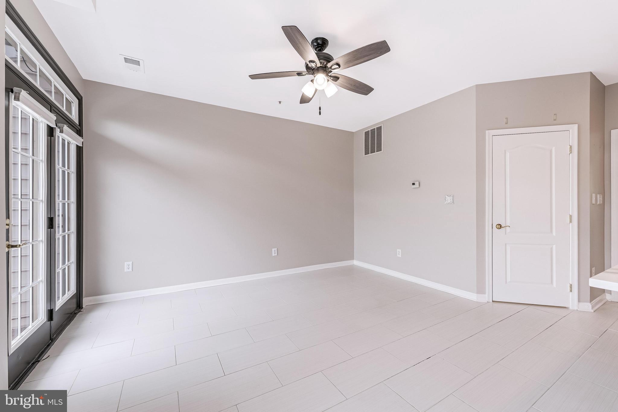 THE TOWNES AT VILLAGE PLACE - Residential