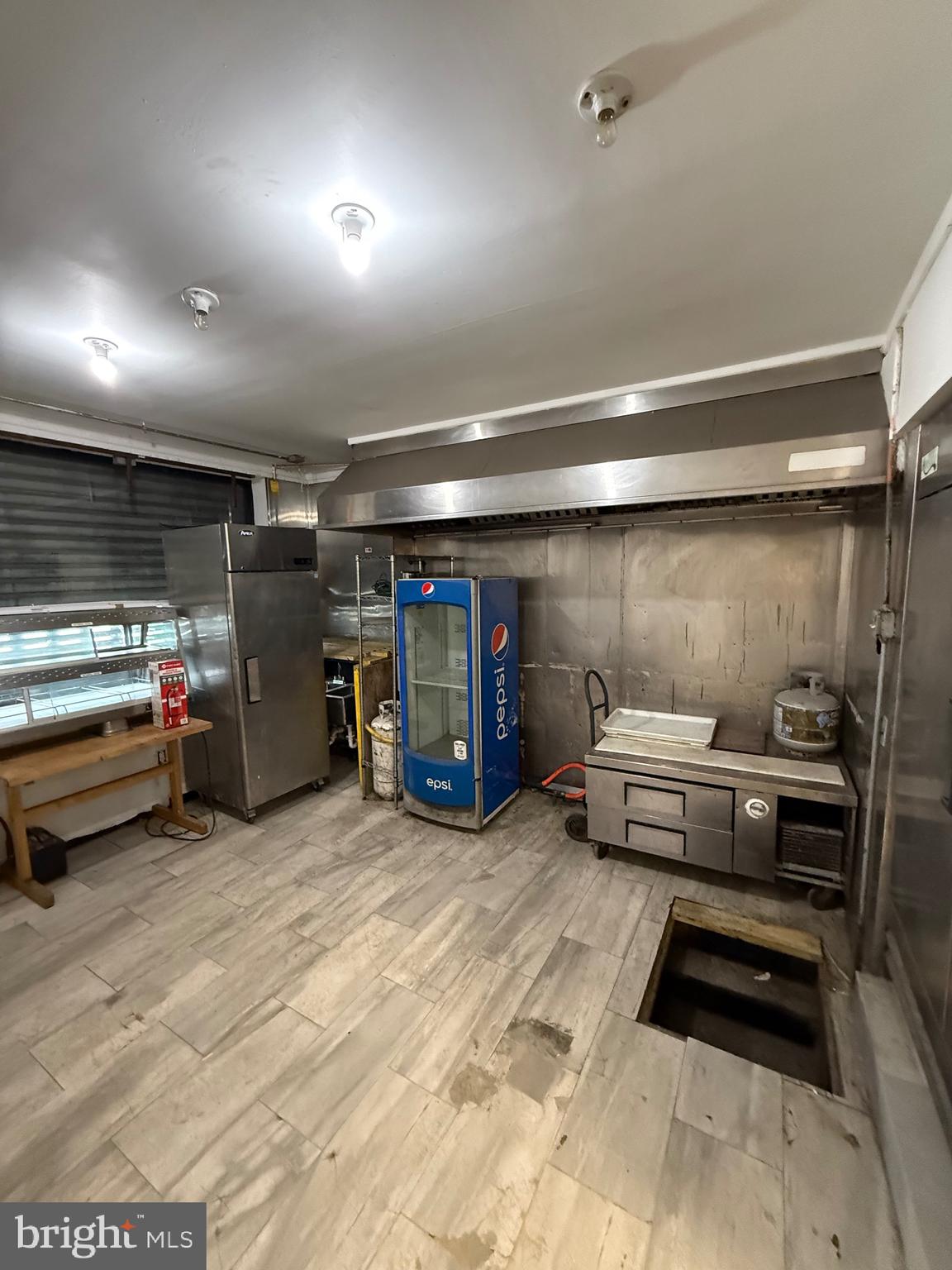 NORTHERN LIBERTIES - Commercial Sale