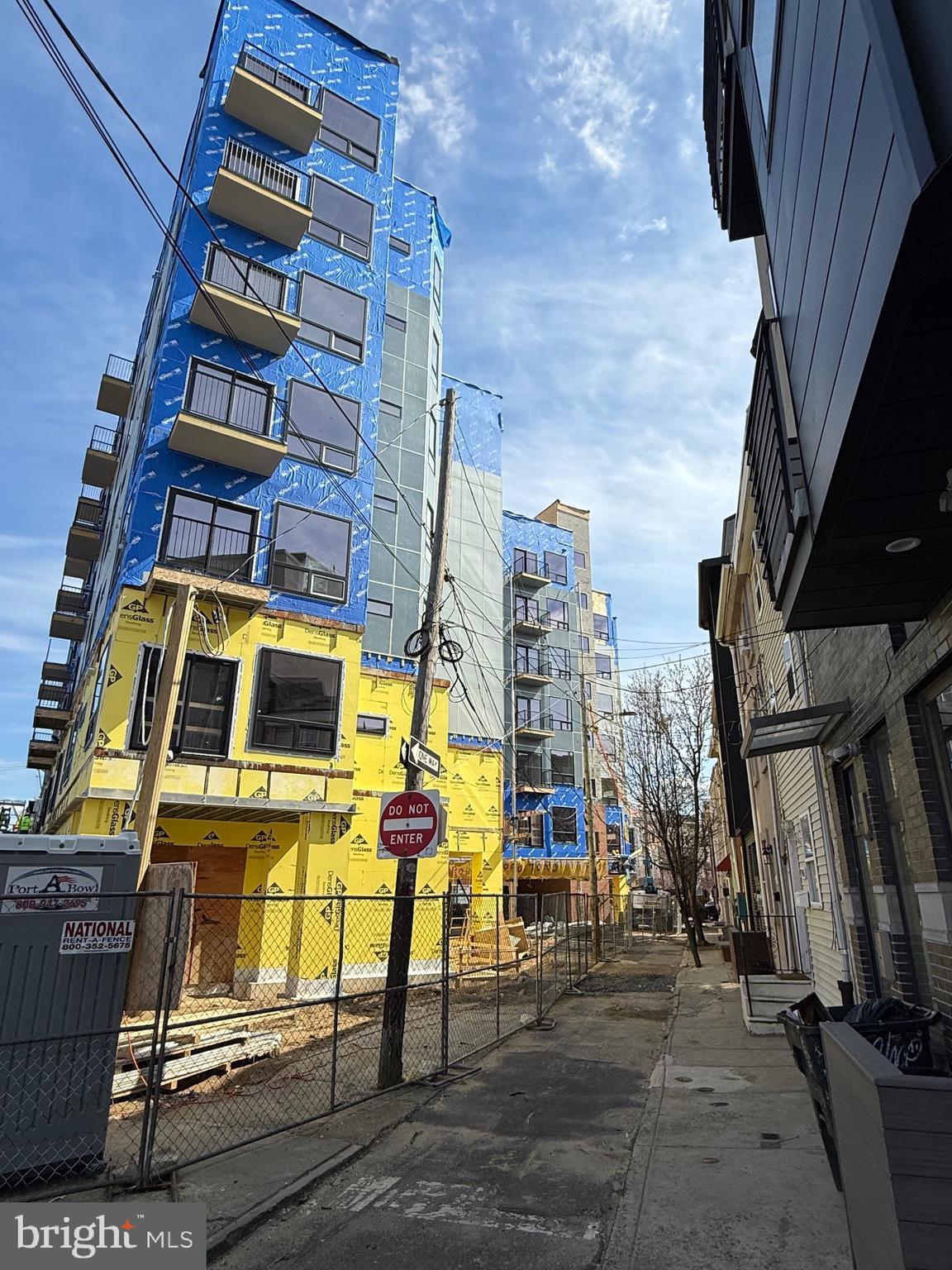 NORTHERN LIBERTIES - Commercial Sale