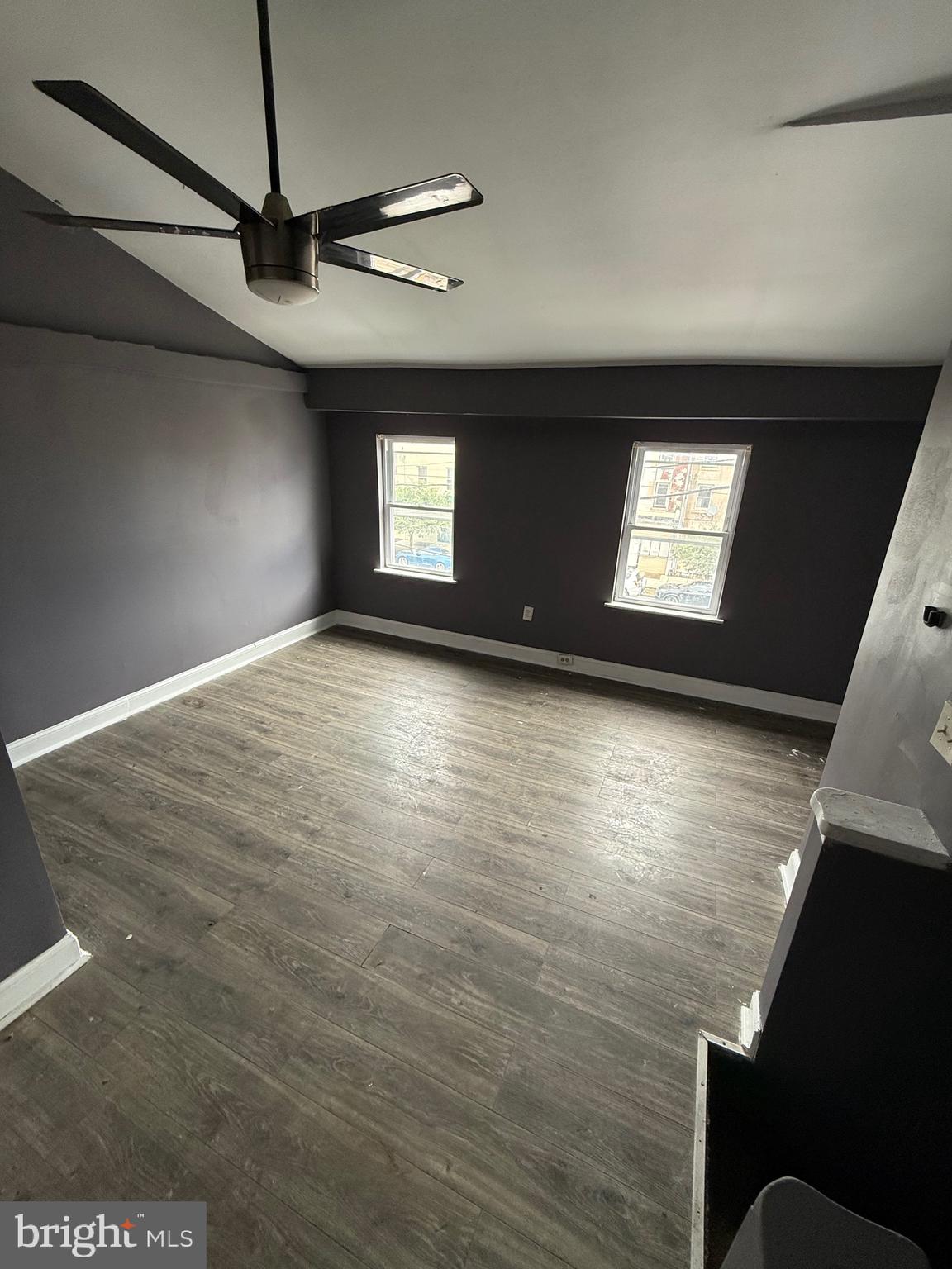 NORTHERN LIBERTIES - Commercial Sale