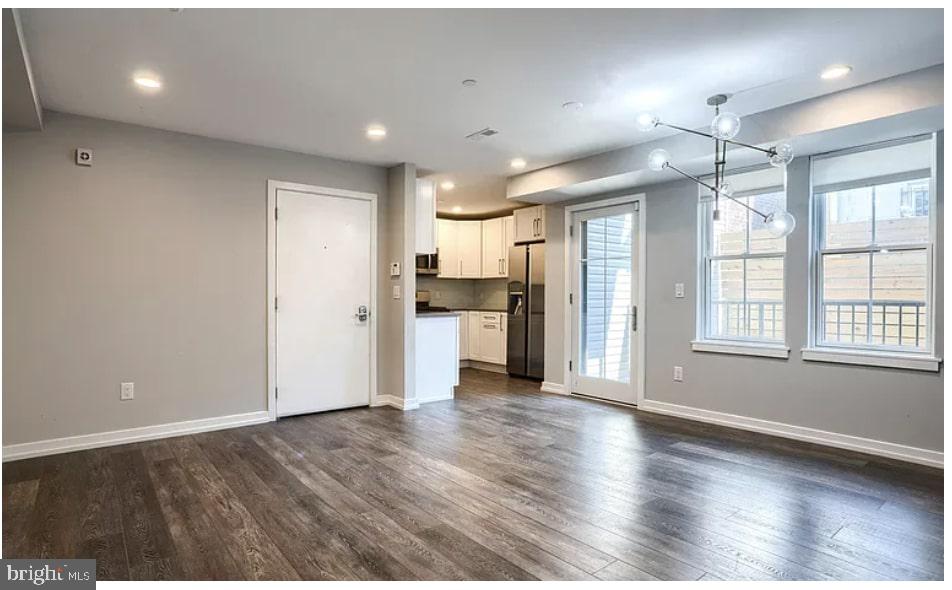 SOCIETY HILL - Residential Lease