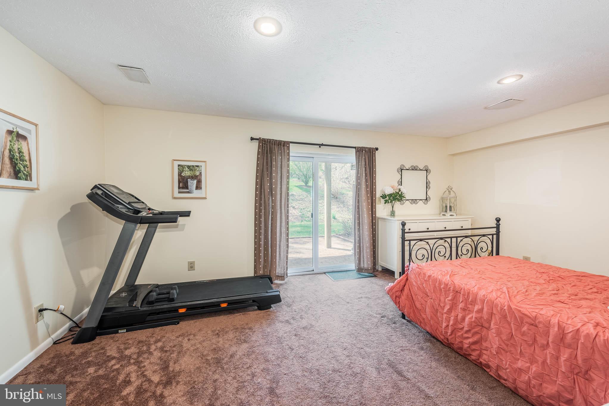 MAYS CHAPEL VILLAGE - Residential