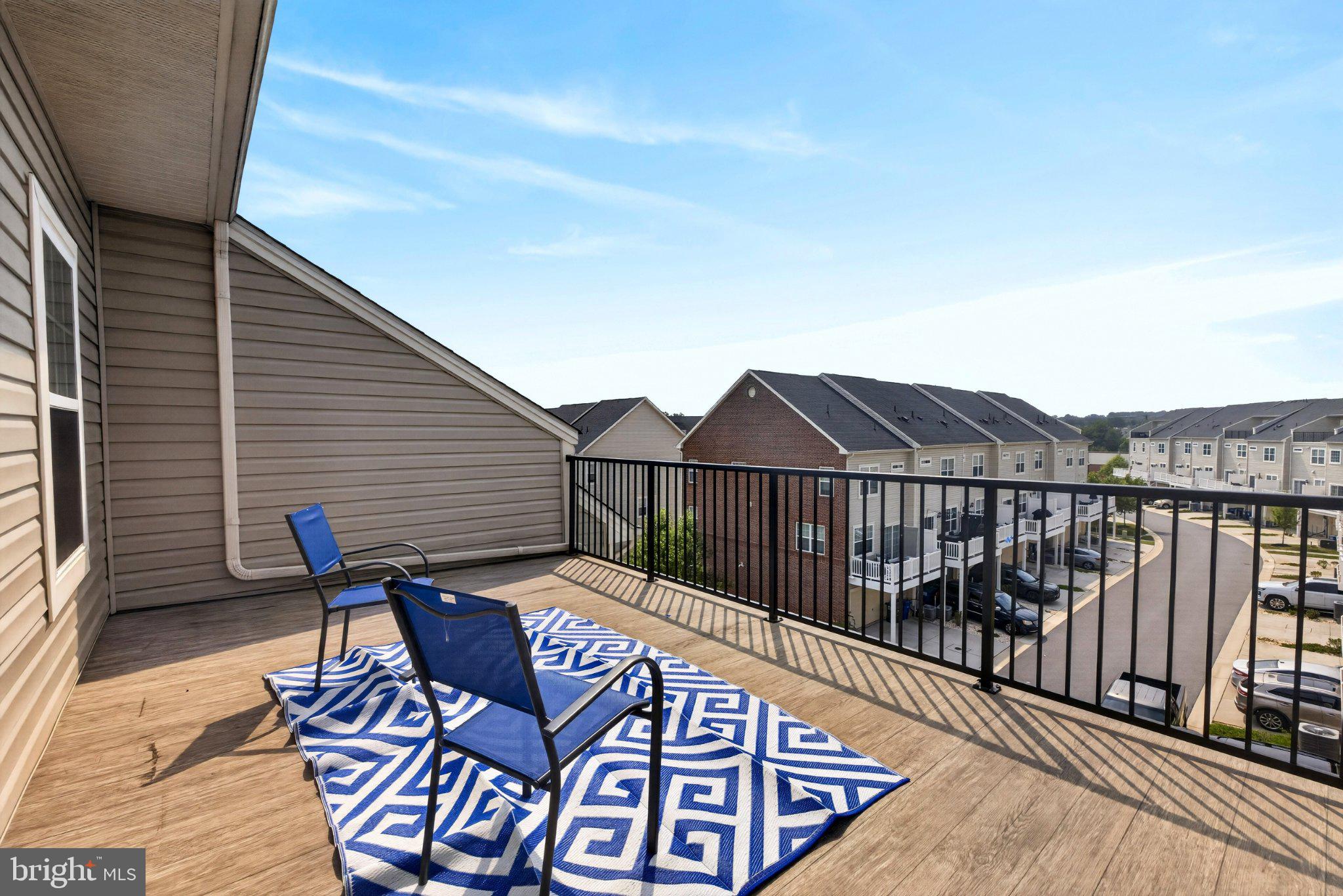 OXFORD SQUARE - Residential