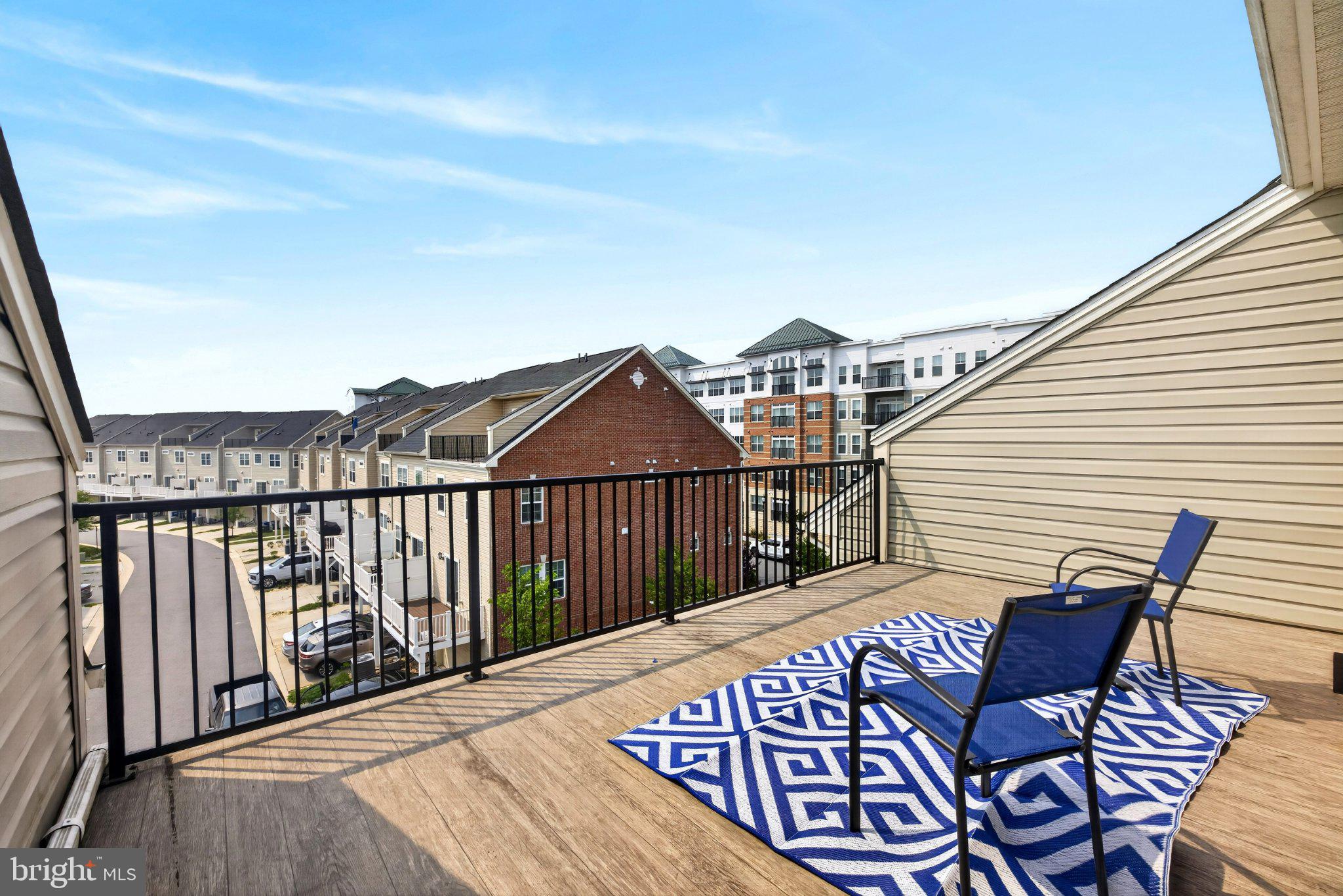 OXFORD SQUARE - Residential
