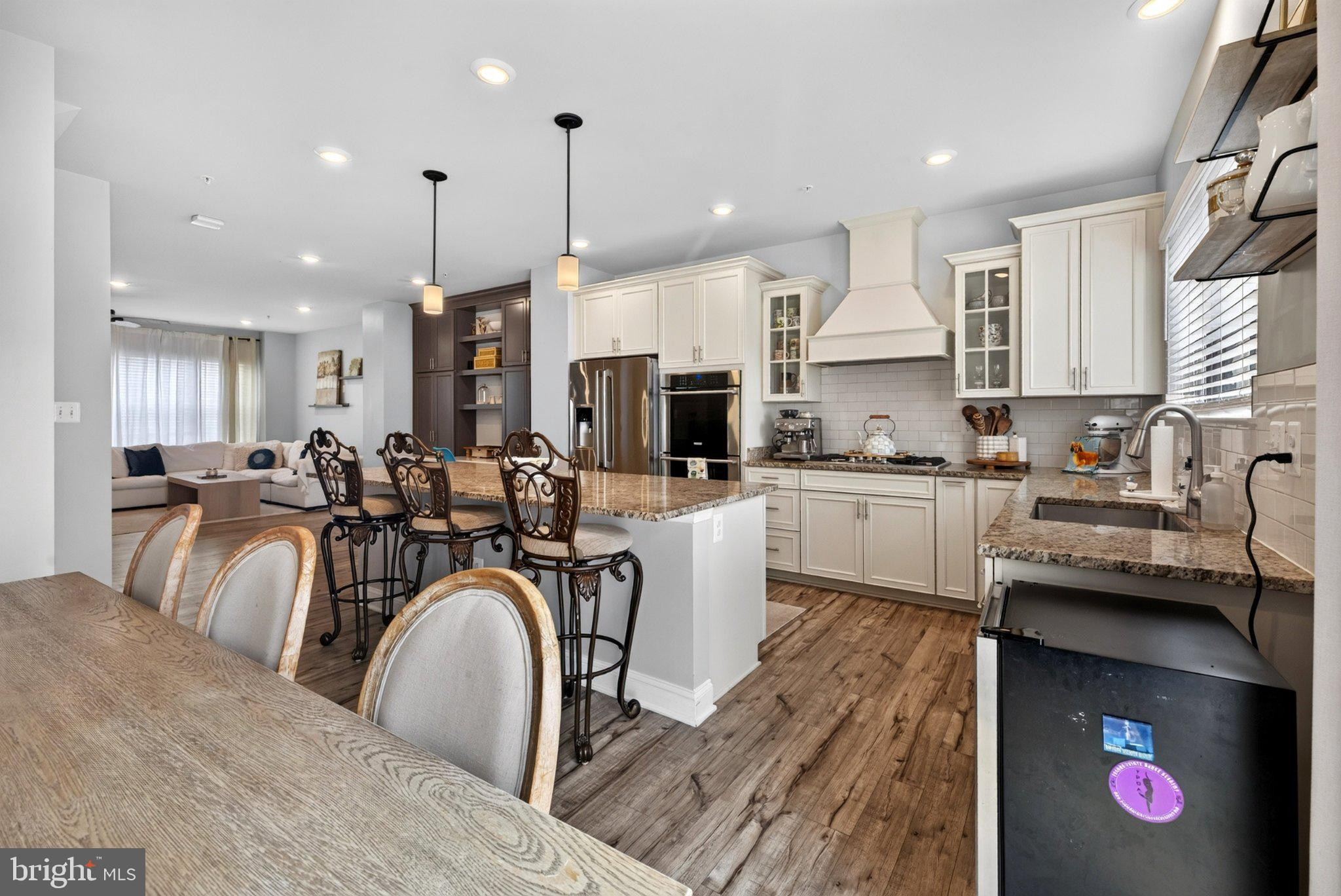OXFORD SQUARE - Residential