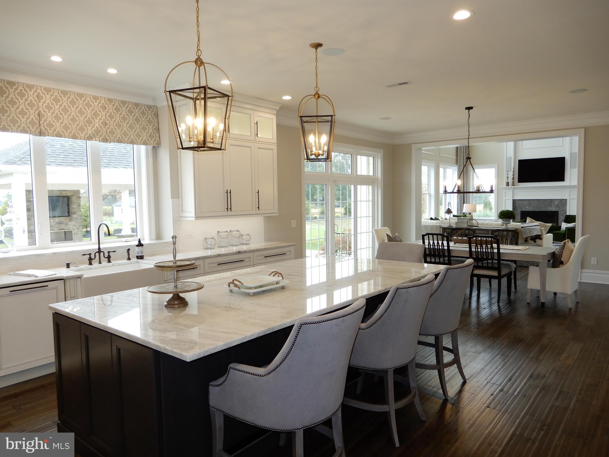CRIMSON GLEN - Residential