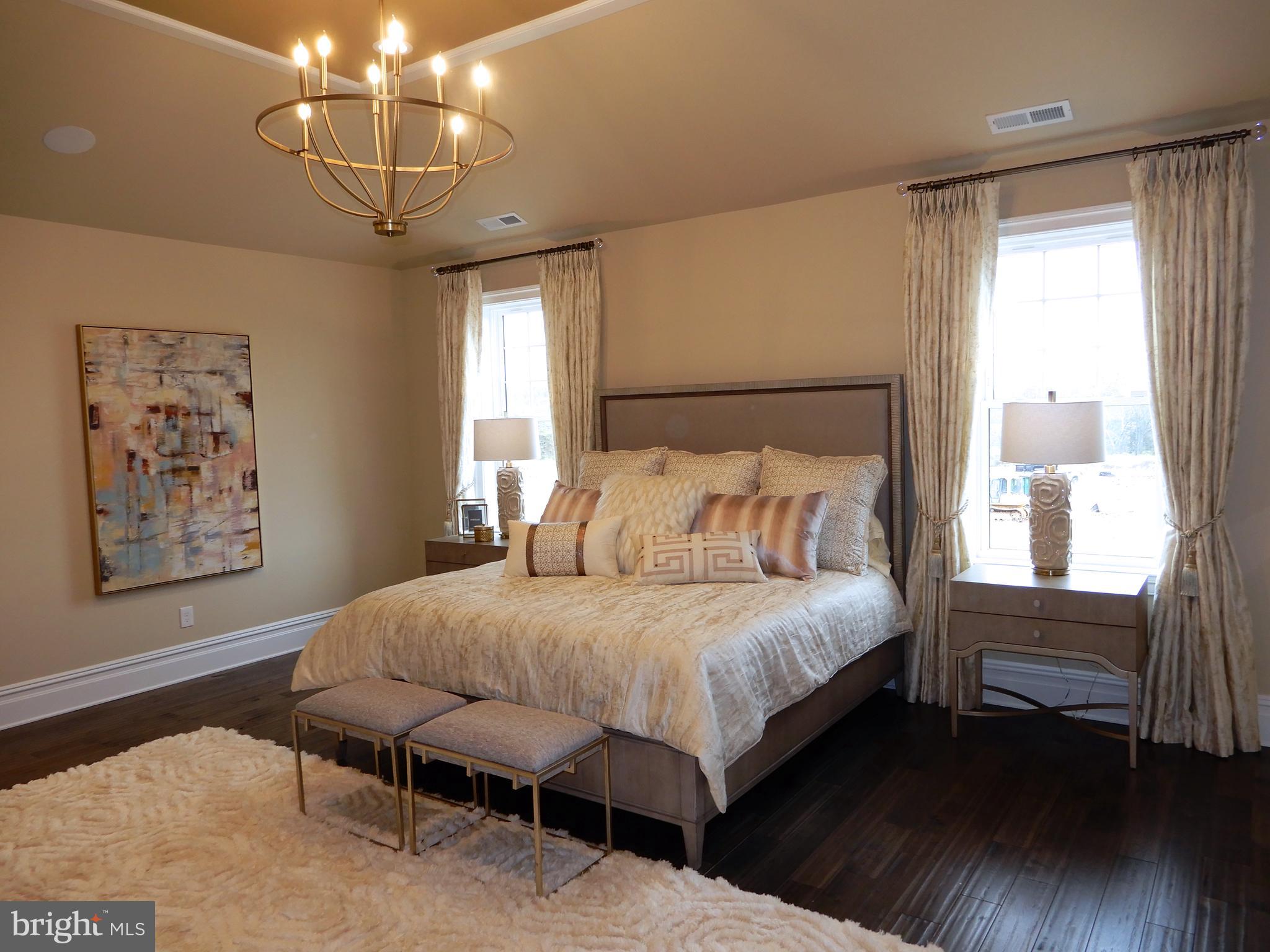 CRIMSON GLEN - Residential