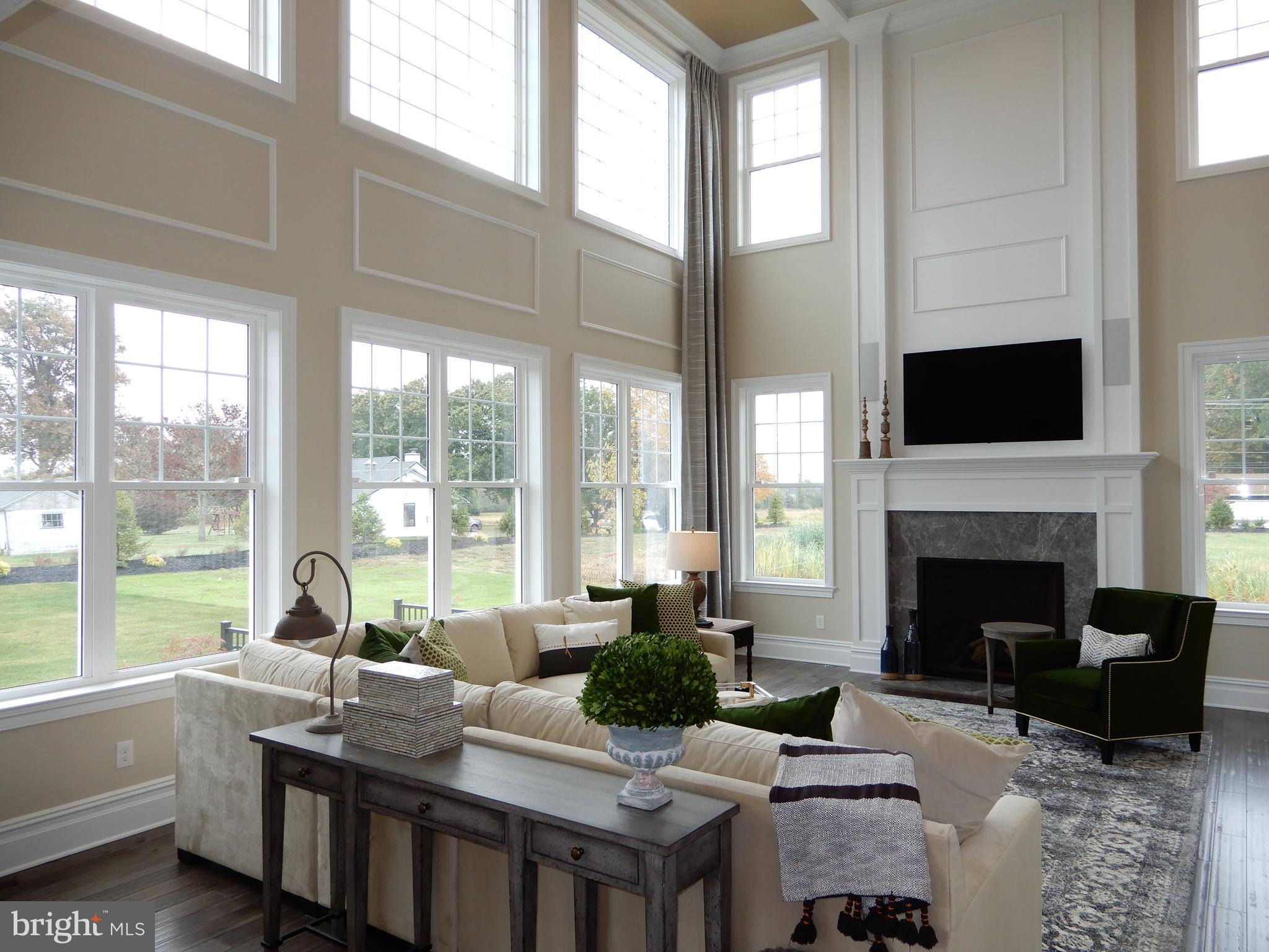 CRIMSON GLEN - Residential