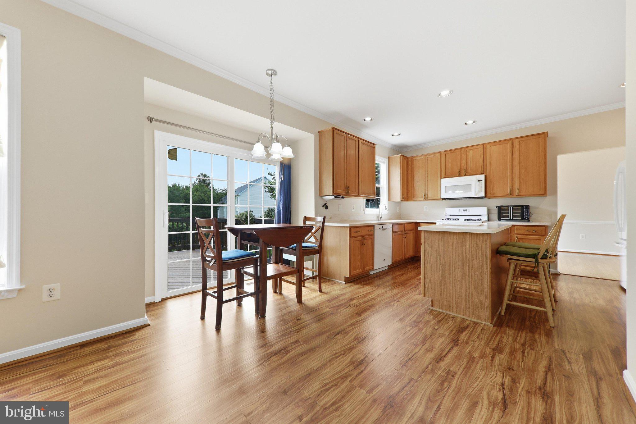 EMERALD FARM - Residential