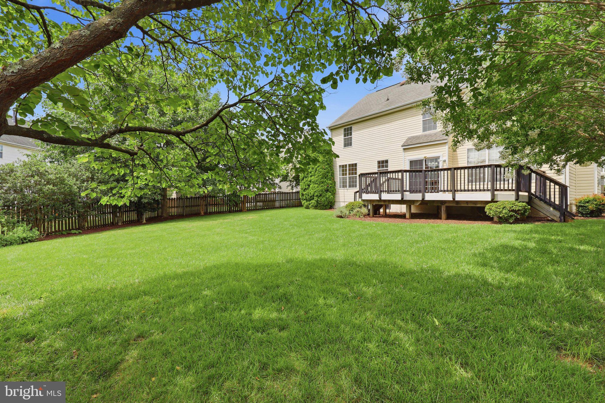 EMERALD FARM - Residential
