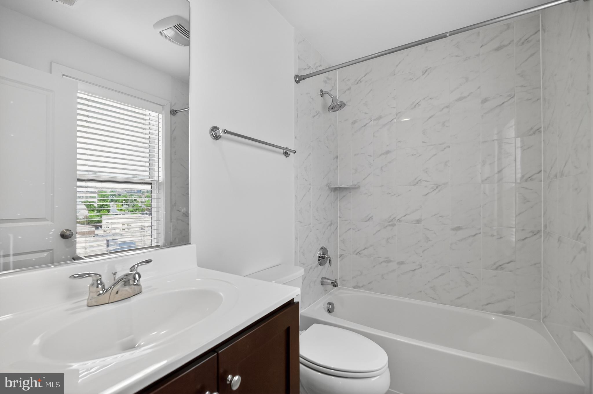 MOSAIC AT MERRIFIELD - Residential