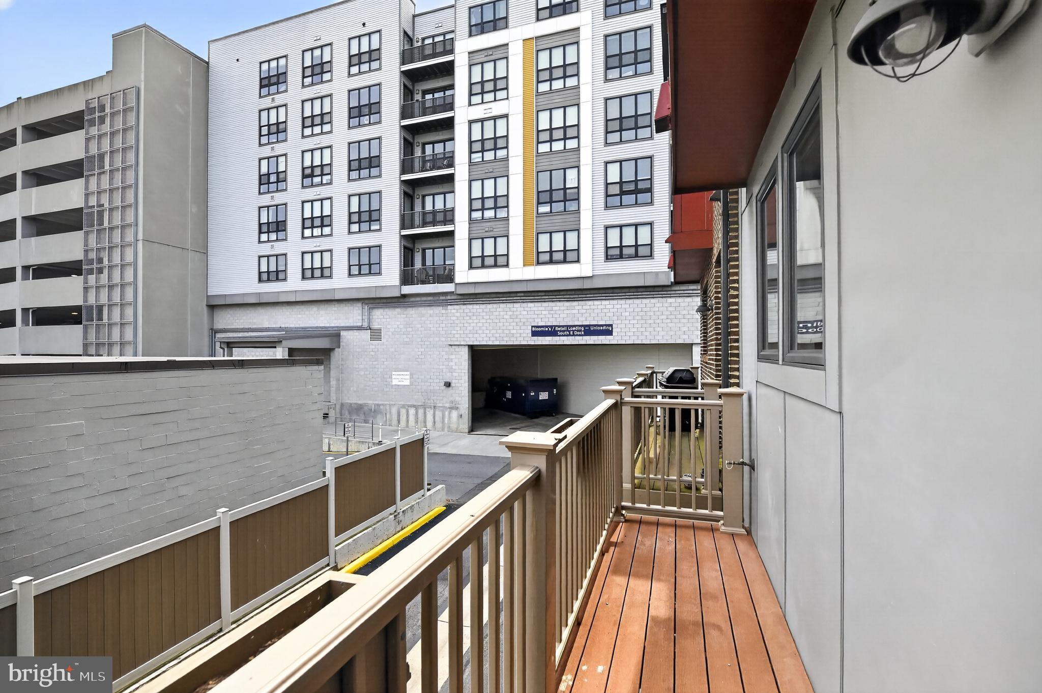MOSAIC AT MERRIFIELD - Residential
