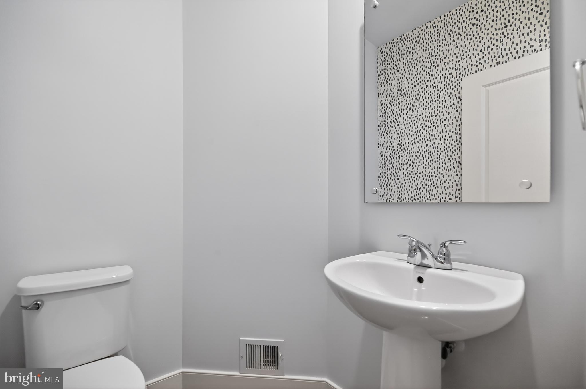 MOSAIC AT MERRIFIELD - Residential
