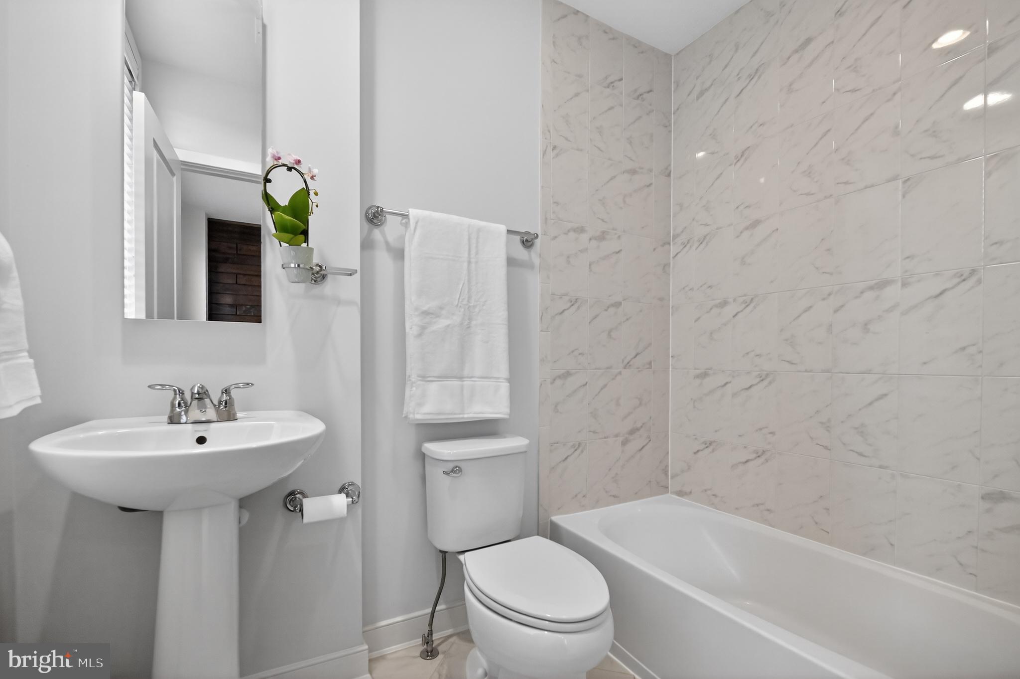 MOSAIC AT MERRIFIELD - Residential