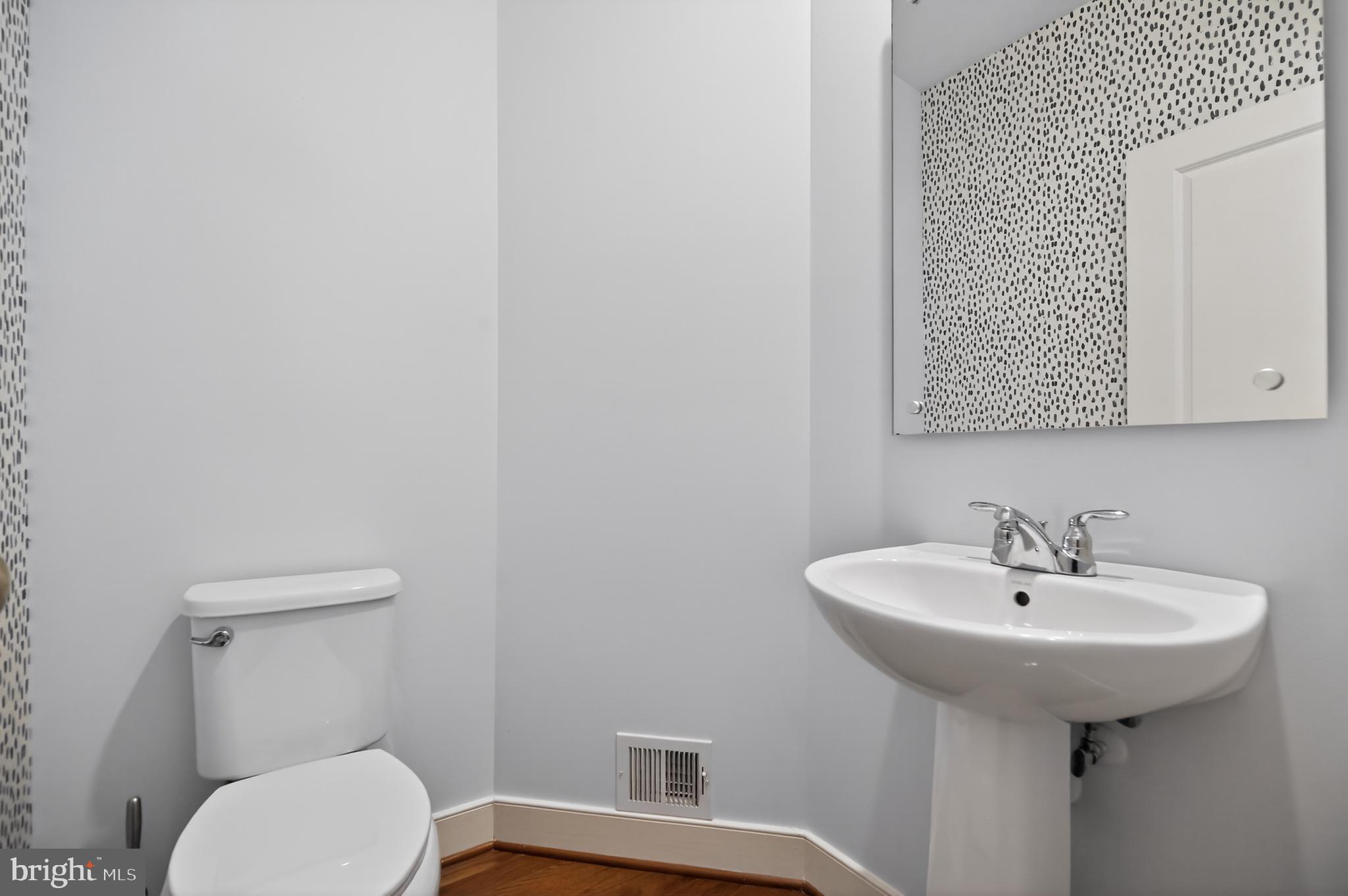MOSAIC AT MERRIFIELD - Residential