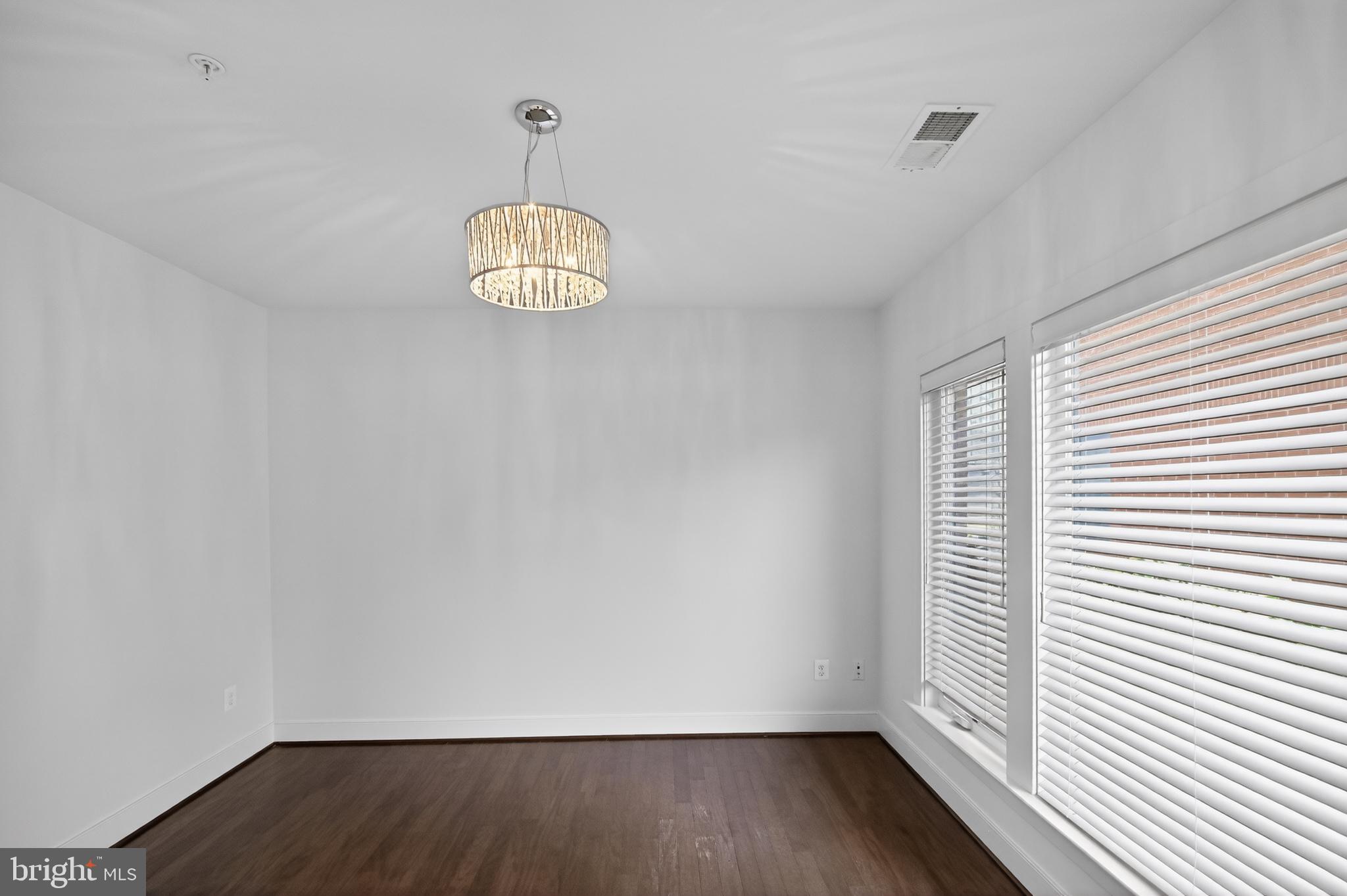 MOSAIC AT MERRIFIELD - Residential
