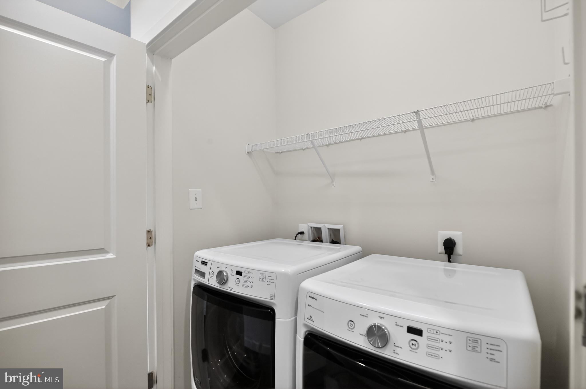MOSAIC AT MERRIFIELD - Residential