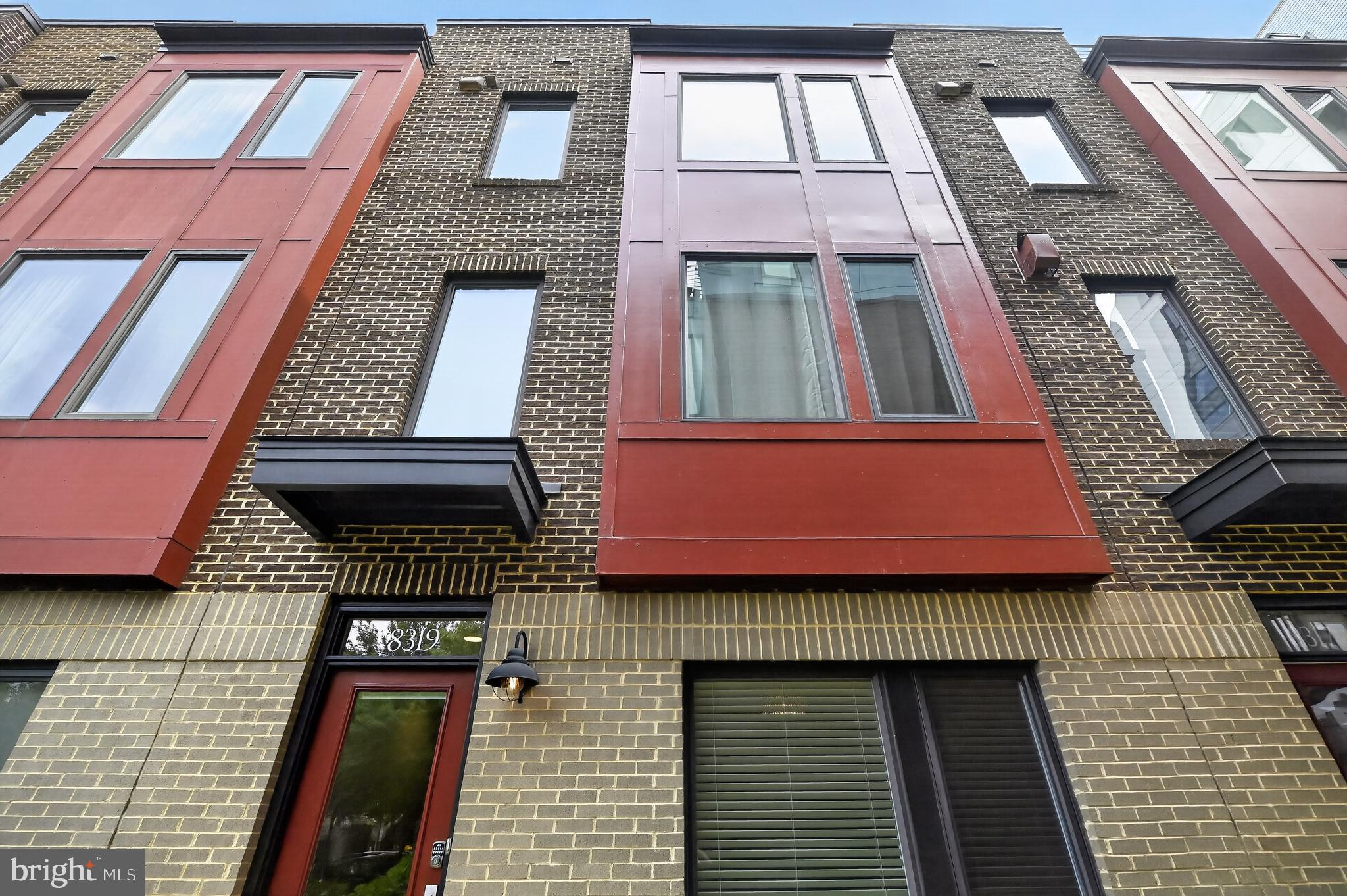 MOSAIC AT MERRIFIELD - Residential