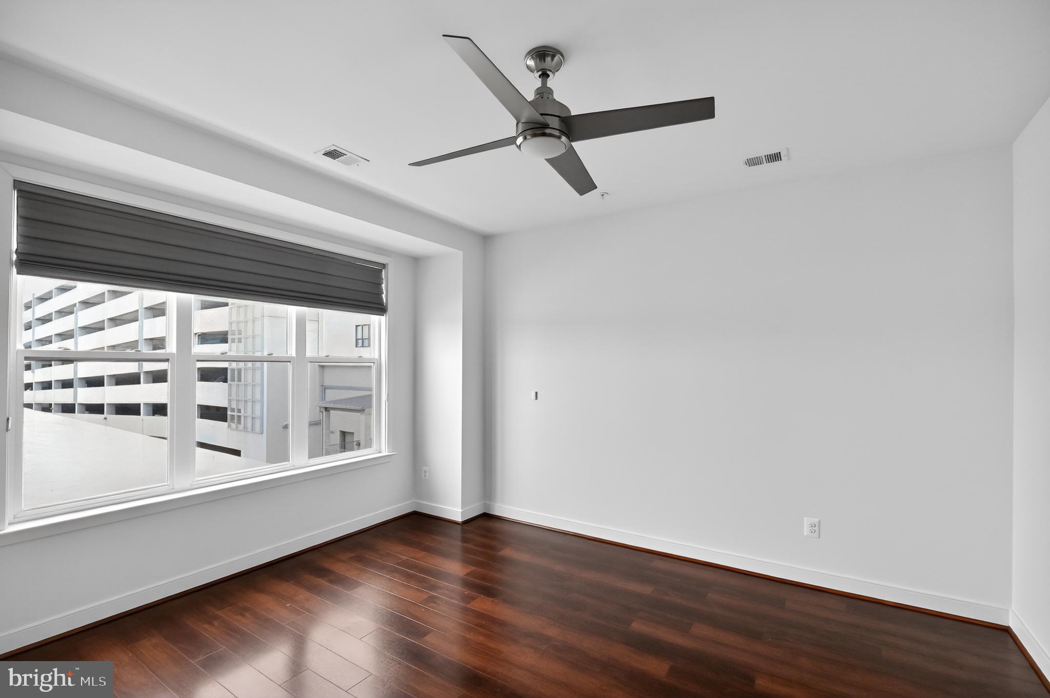 MOSAIC AT MERRIFIELD - Residential