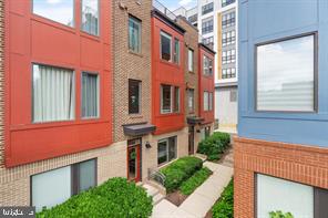 MOSAIC AT MERRIFIELD - Residential