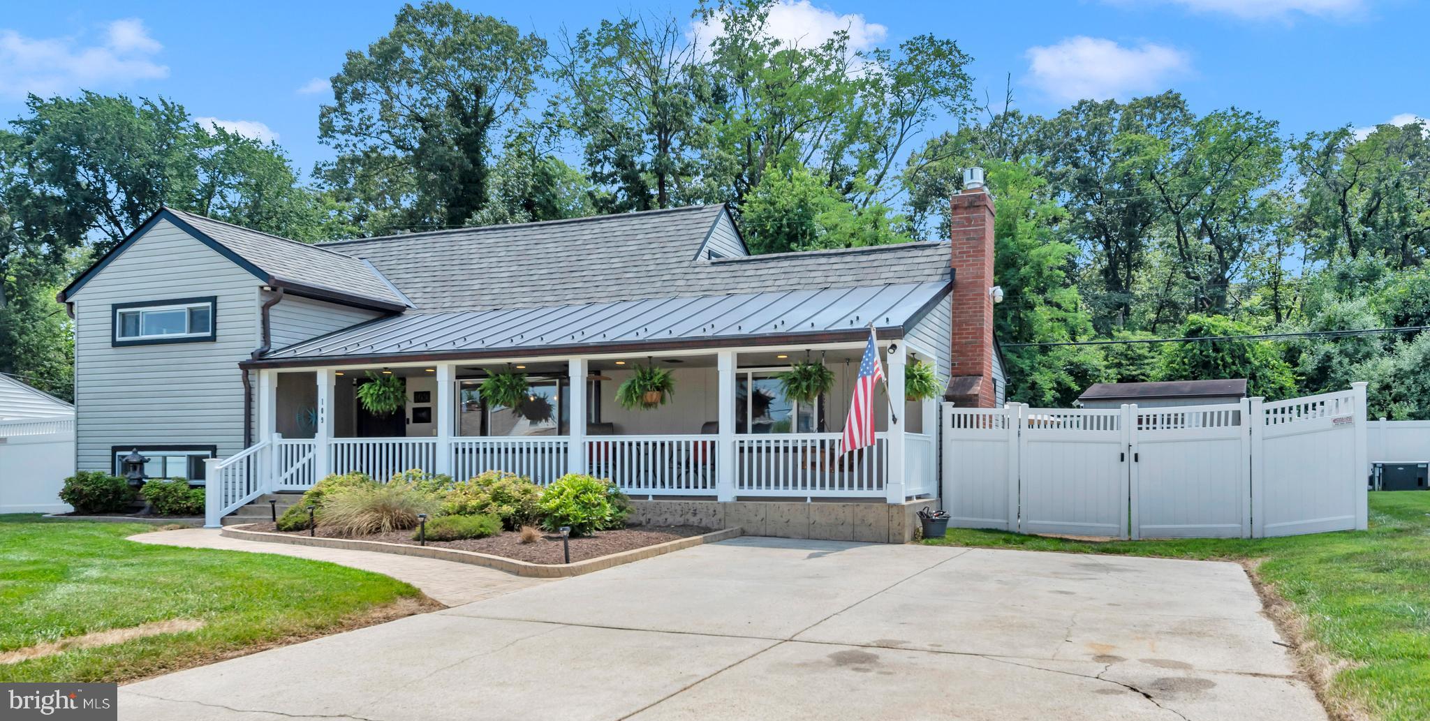 PINE GROVE HOMES - Residential