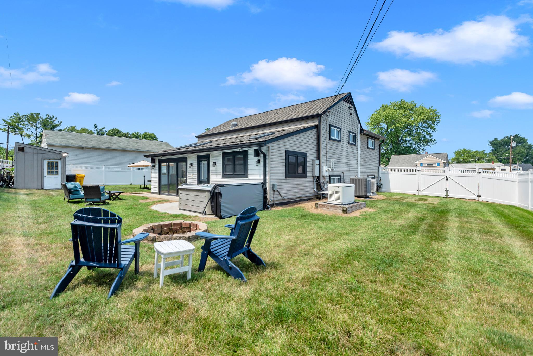 PINE GROVE HOMES - Residential