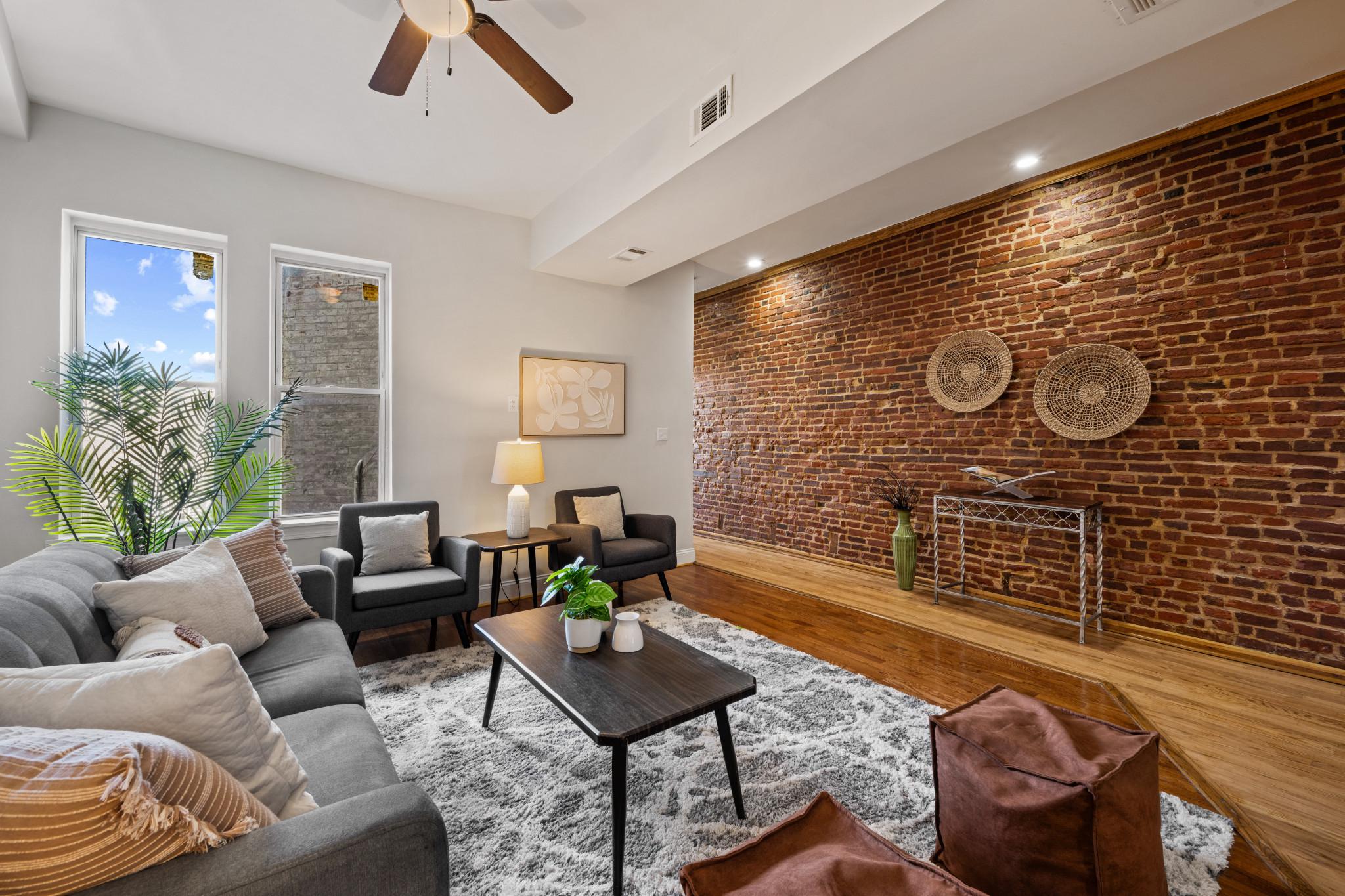 RESERVOIR HILL - Residential