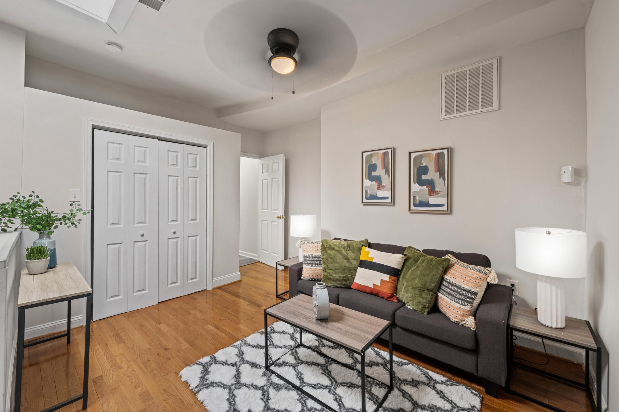RESERVOIR HILL - Residential