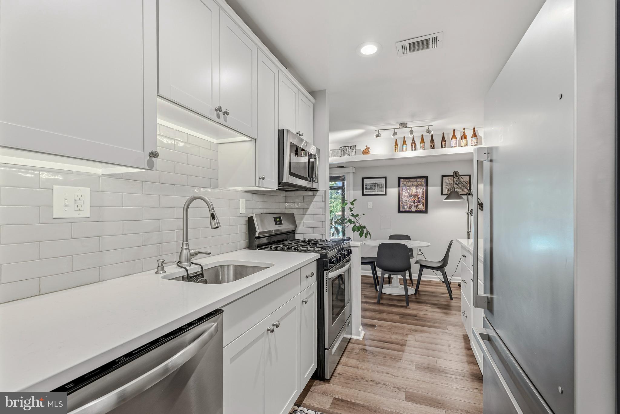 PIKESVILLE - Residential