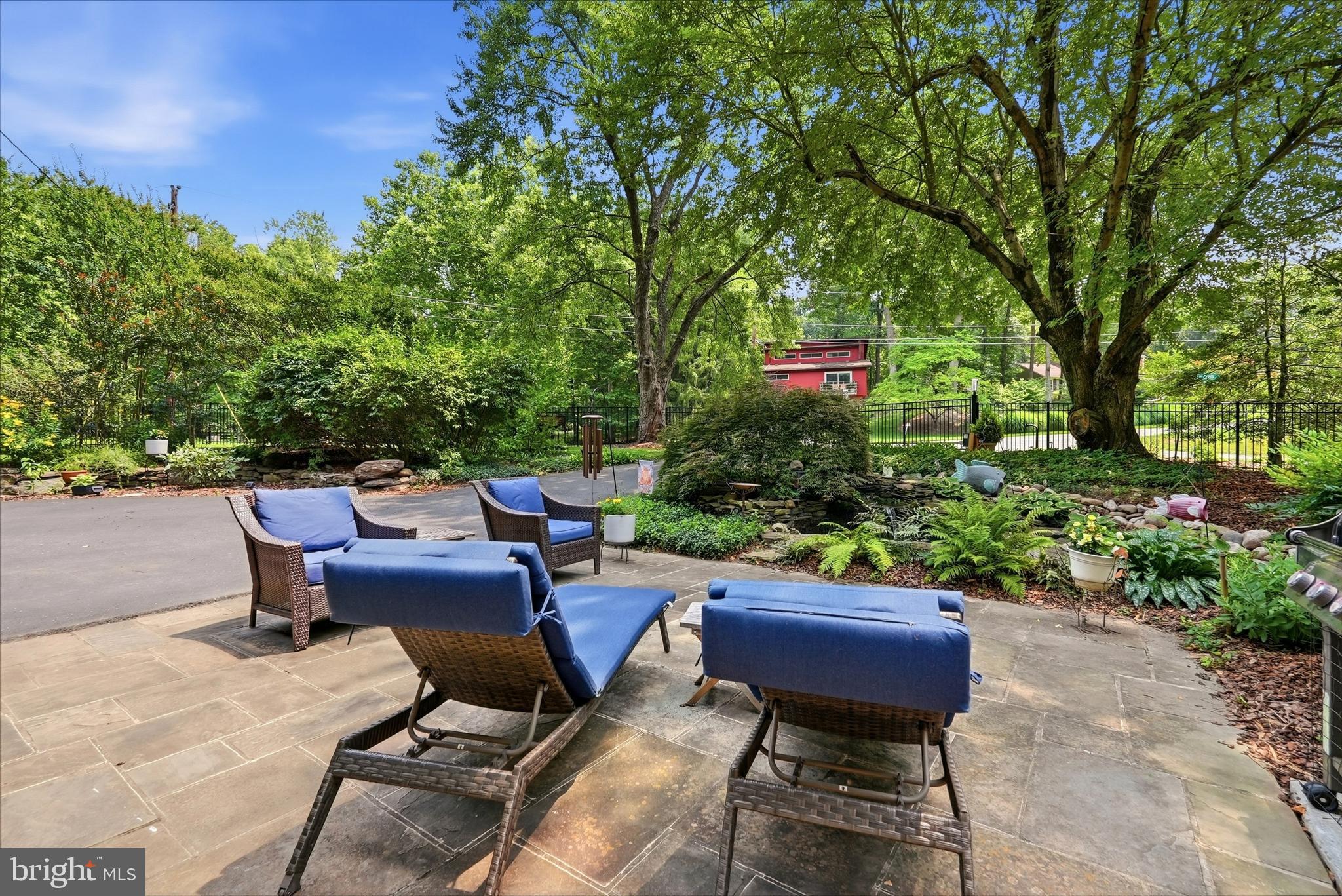 NORTH SPRINGBROOK - Residential