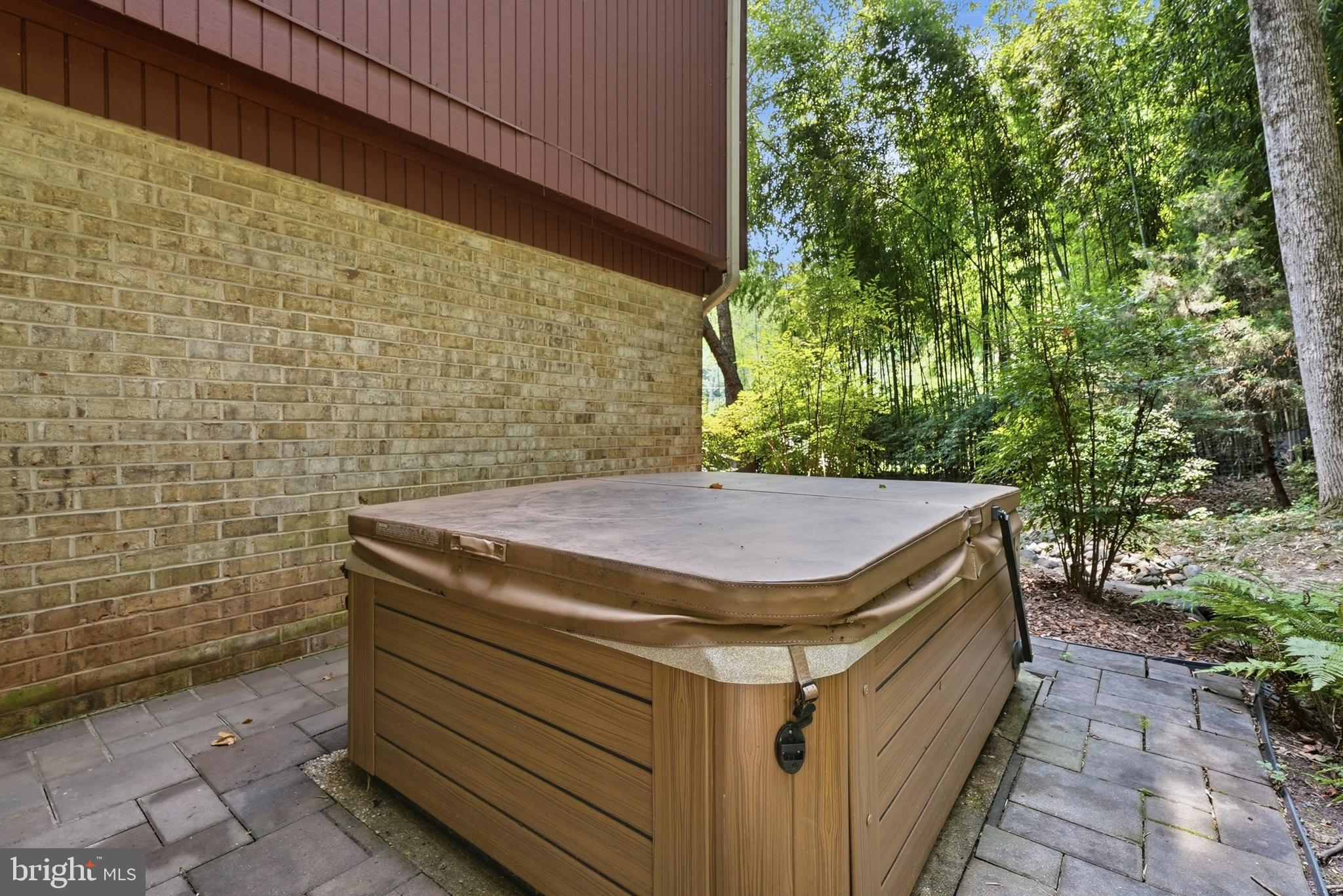 NORTH SPRINGBROOK - Residential