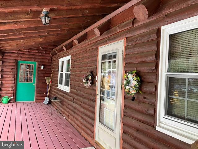 MOUNT POCAHONTAS - Residential