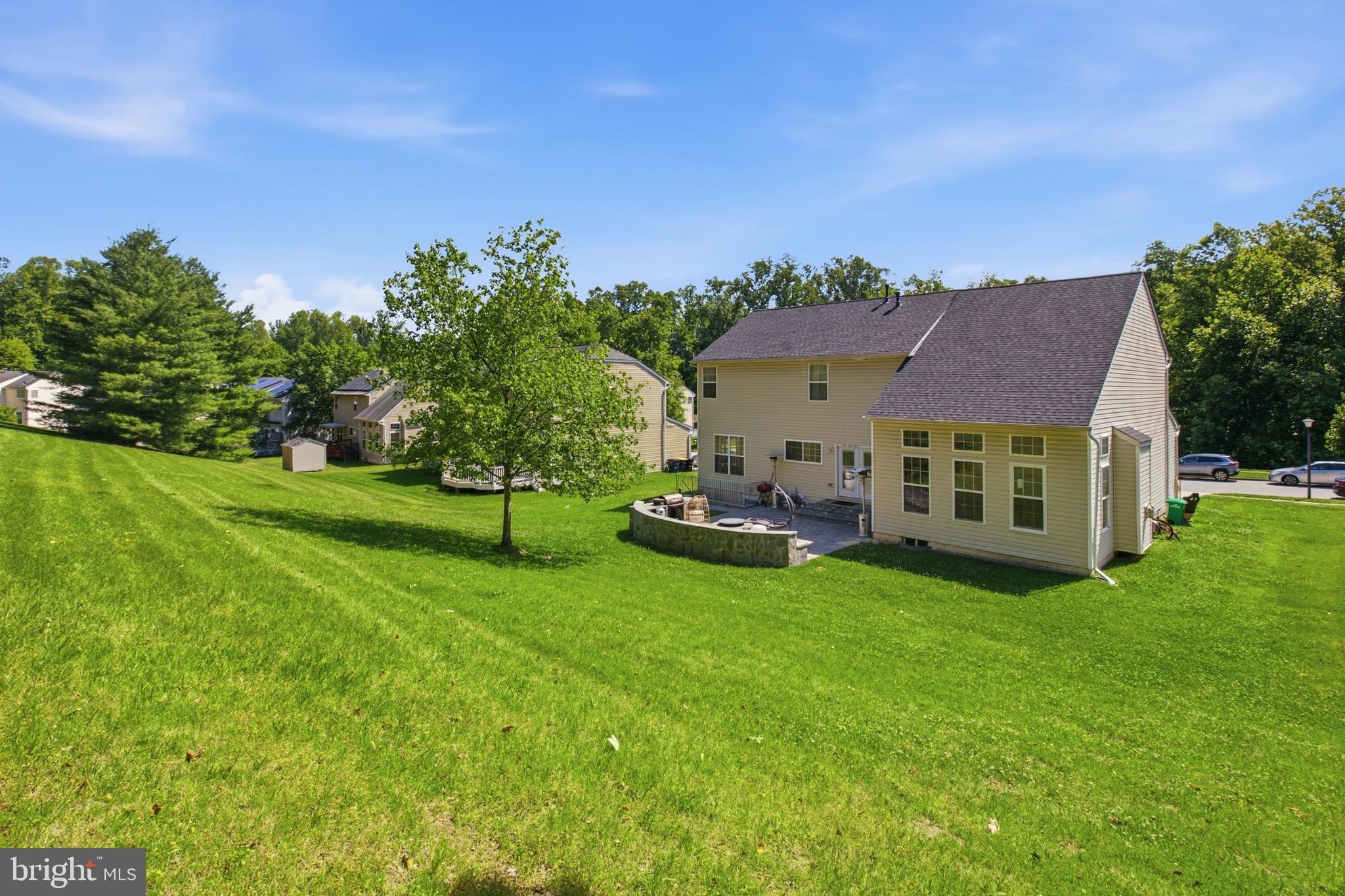 LINWOOD KNOLLS - Residential