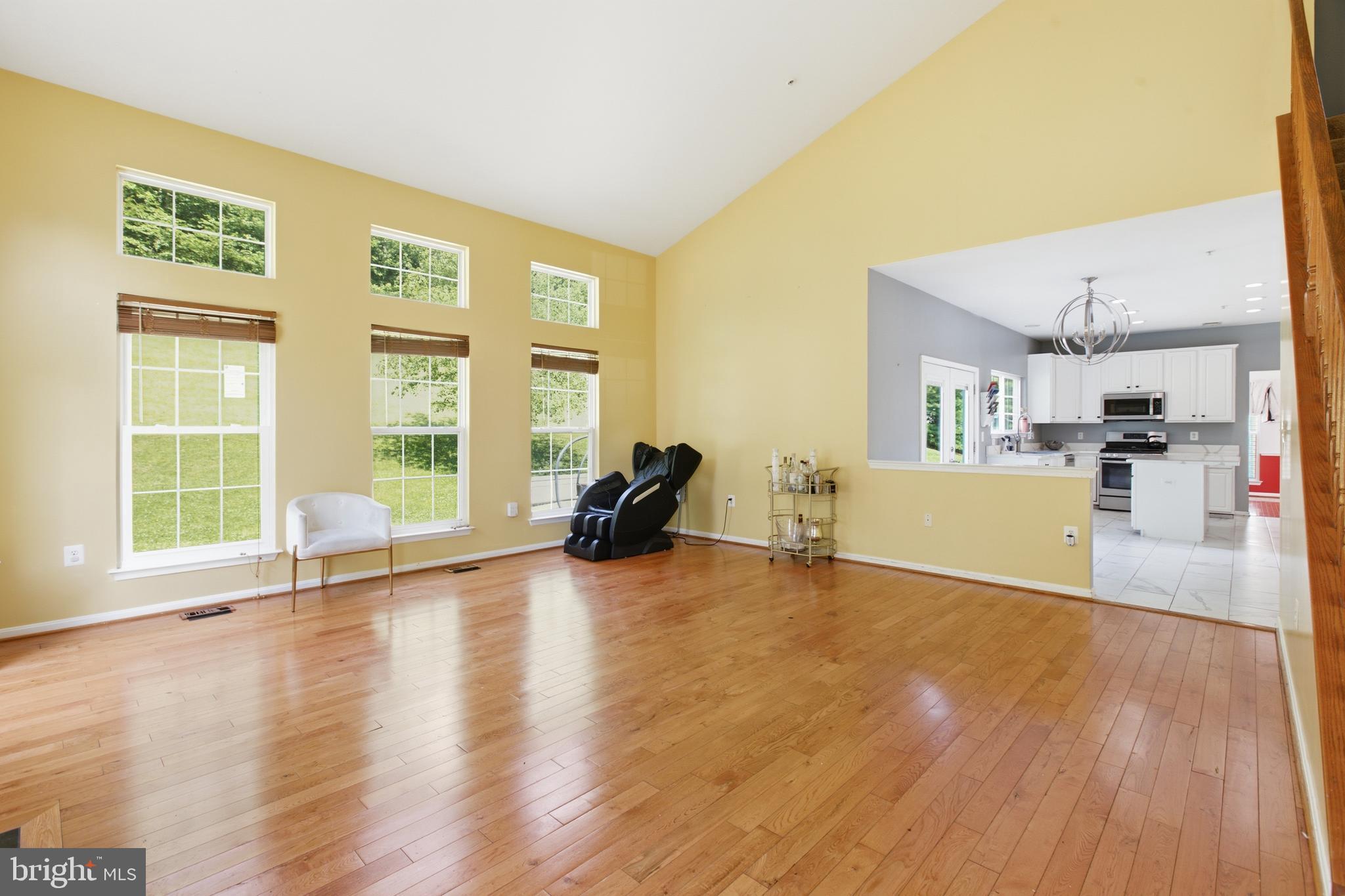LINWOOD KNOLLS - Residential
