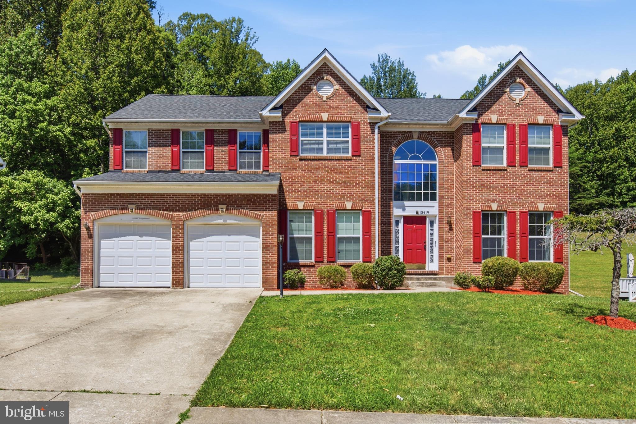 LINWOOD KNOLLS - Residential