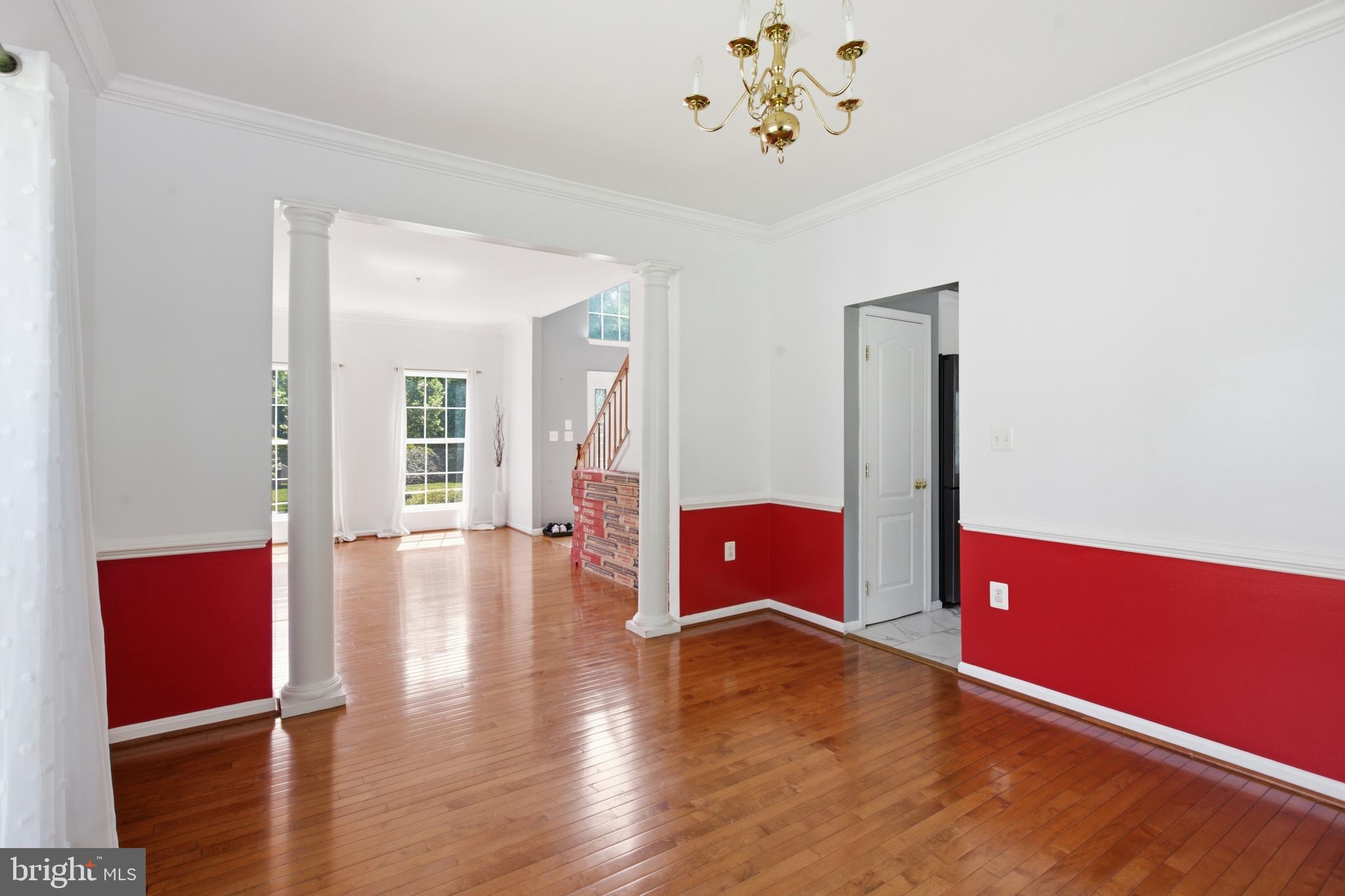LINWOOD KNOLLS - Residential