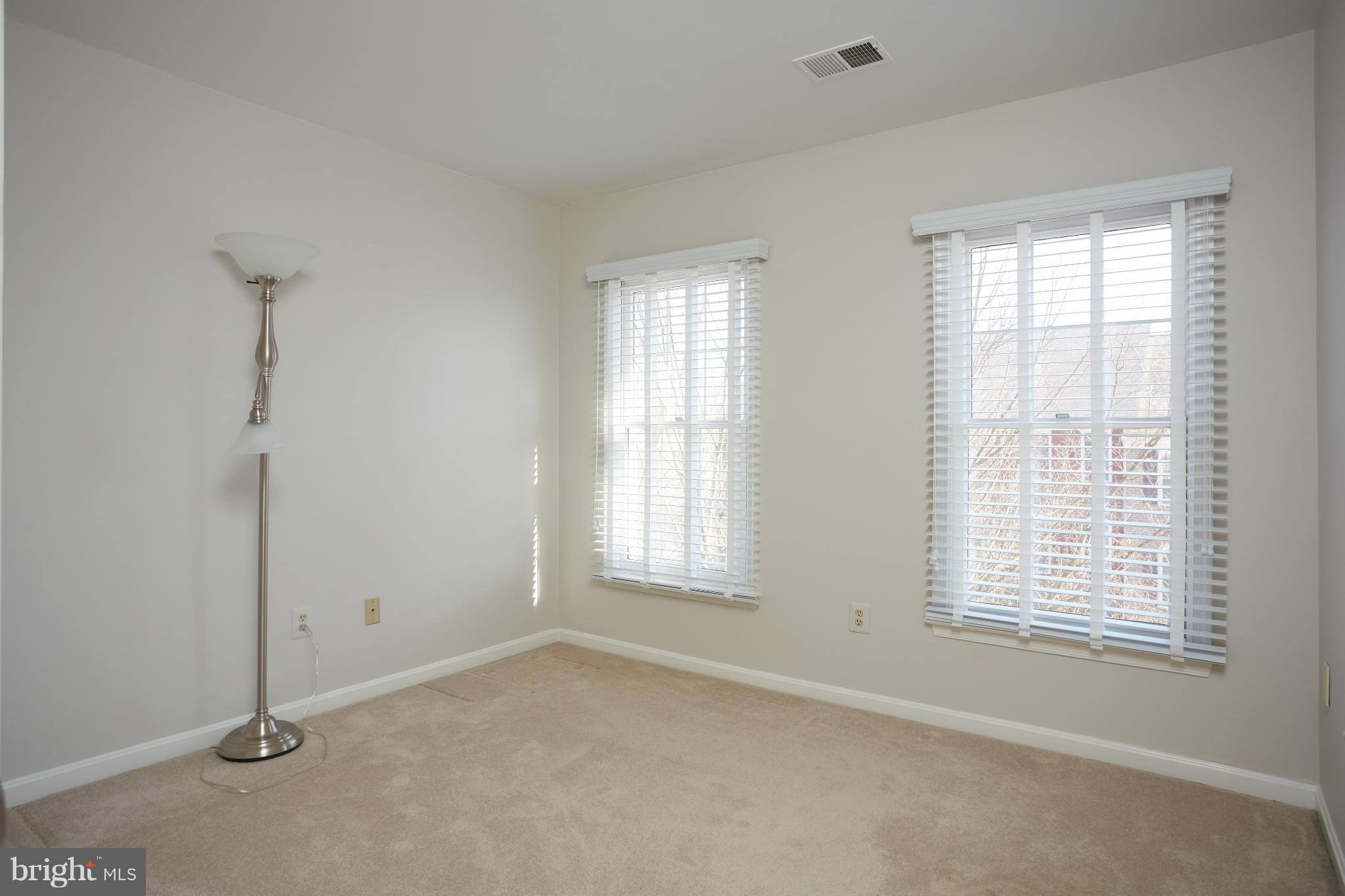 VIRGINIA CENTER - Residential