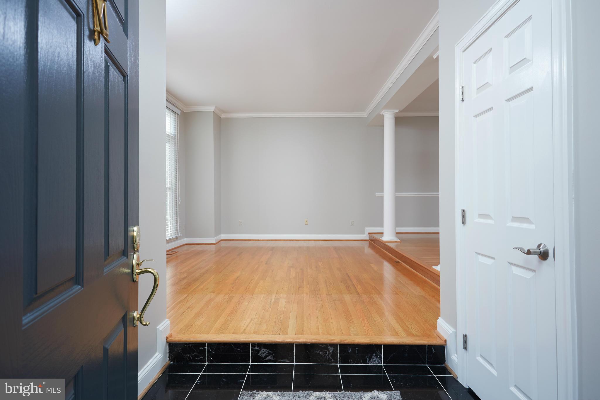 VIRGINIA CENTER - Residential