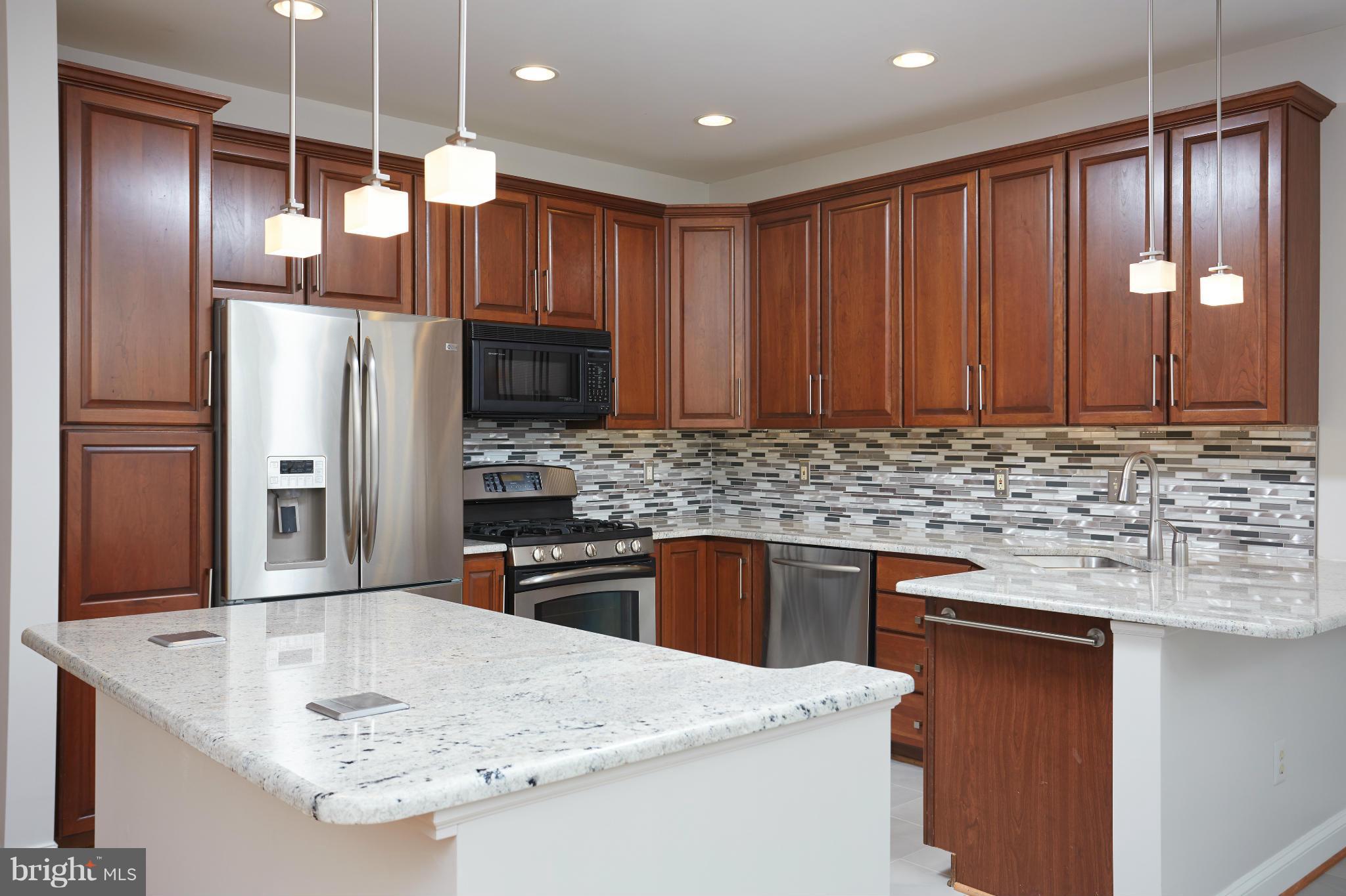VIRGINIA CENTER - Residential